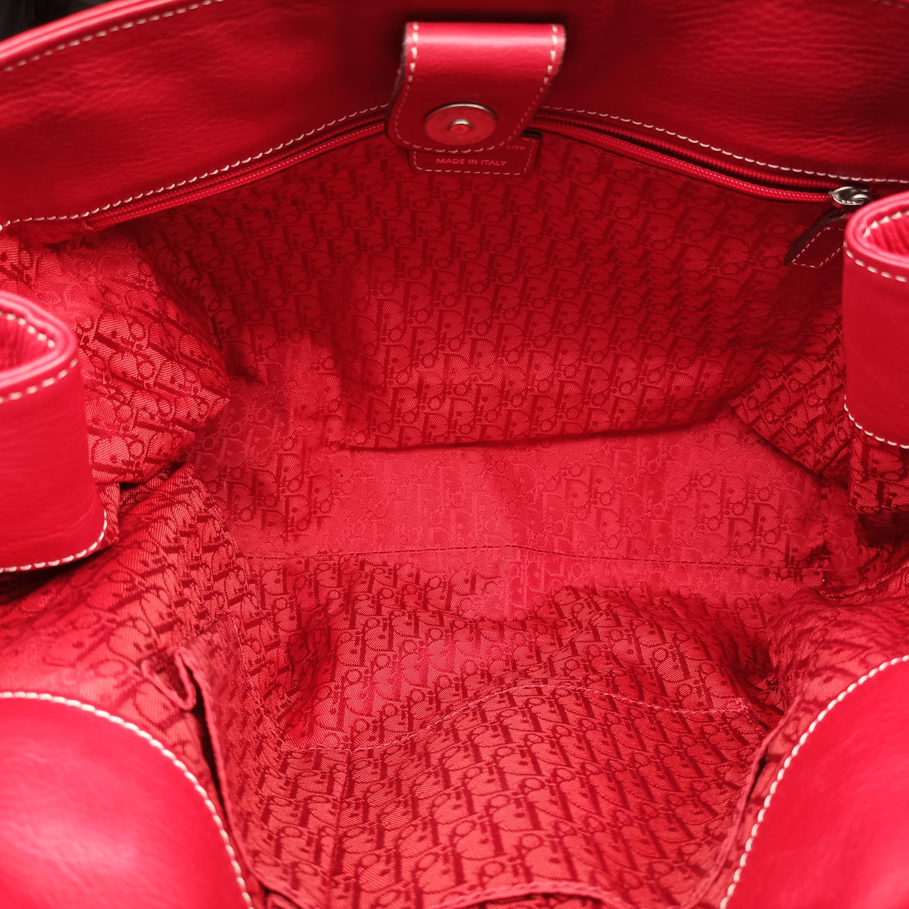 Pre-owned Christian Dior CD logo Red leather  handbag | stylenewstar