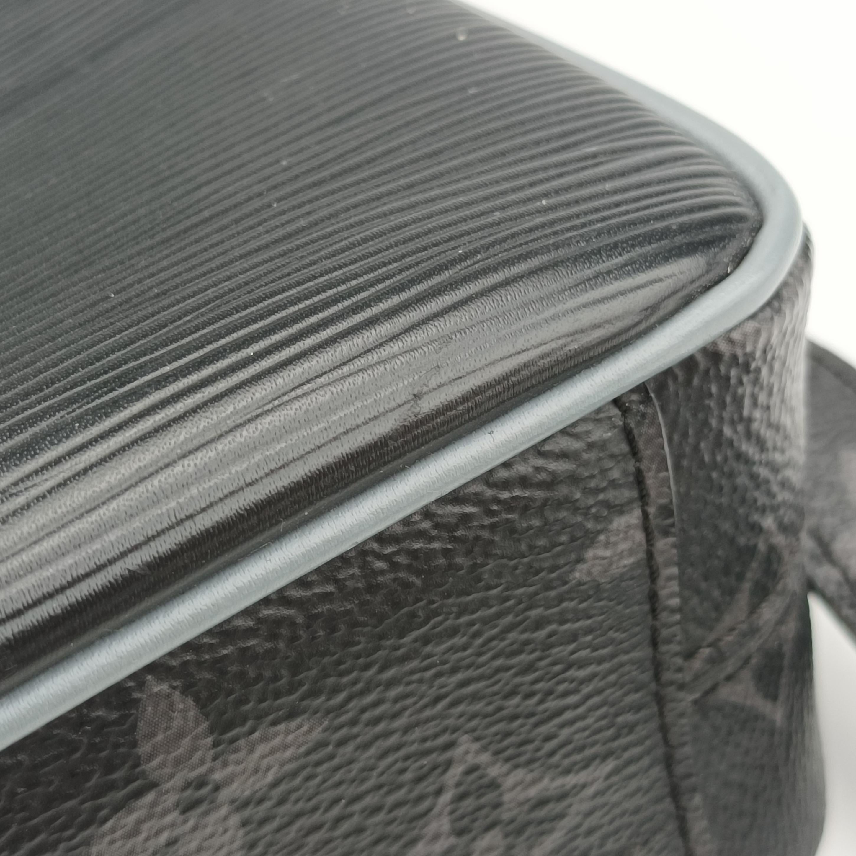 Pre-owned Louis Vuitton Danube Slim PＭ BLACK×BLUE Epi×Monogram Eclipse M53421 shoulderbag | stylenewstar