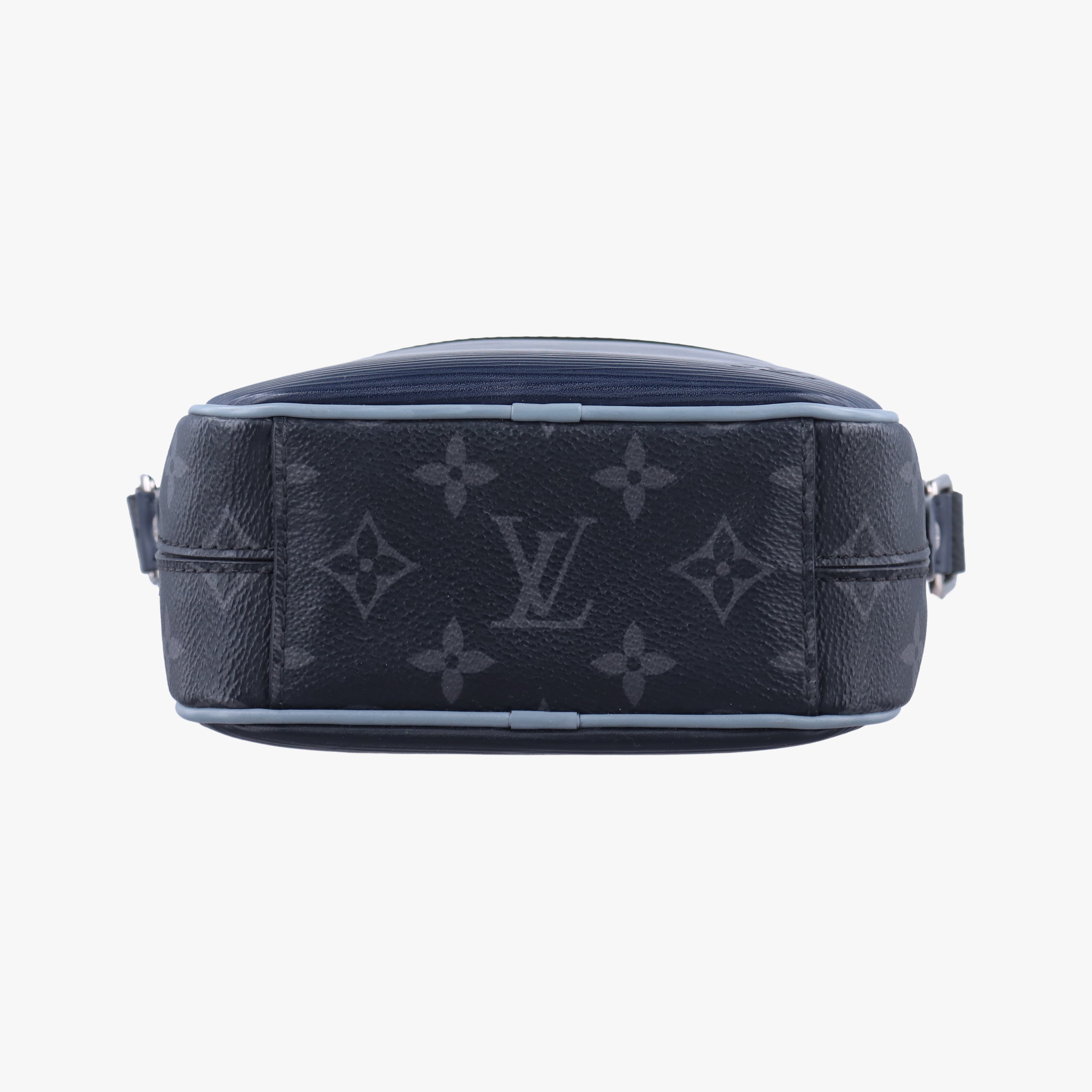 Pre-owned Louis Vuitton Danube Slim PＭ BLACK×BLUE Epi×Monogram Eclipse M53421 shoulderbag | stylenewstar