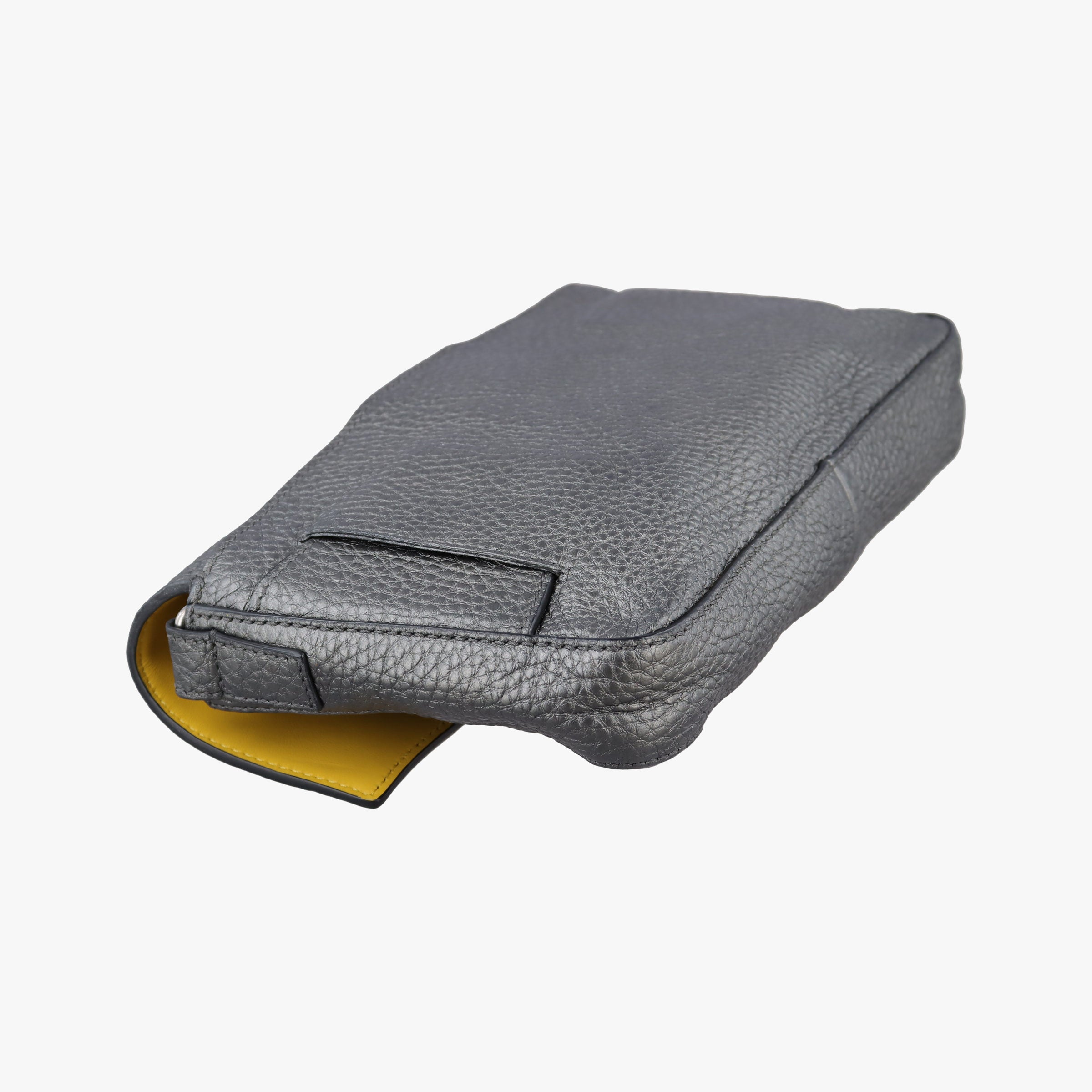 Pre-owned Fendi Flat Selleria Baguette Grey Leather 7VA472 shoulderbag | stylenewstar