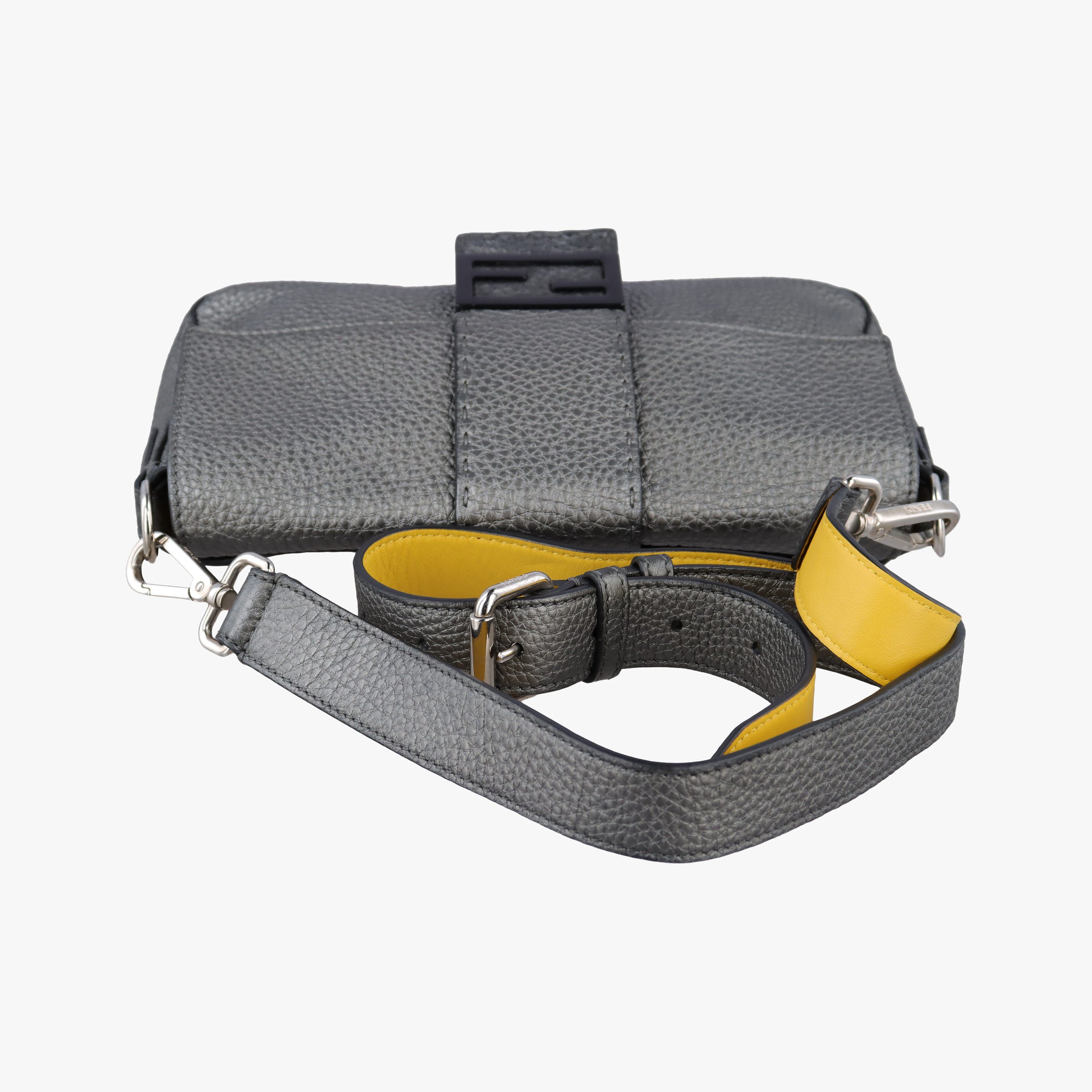 Pre-owned Fendi Flat Selleria Baguette Grey Leather 7VA472 shoulderbag | stylenewstar