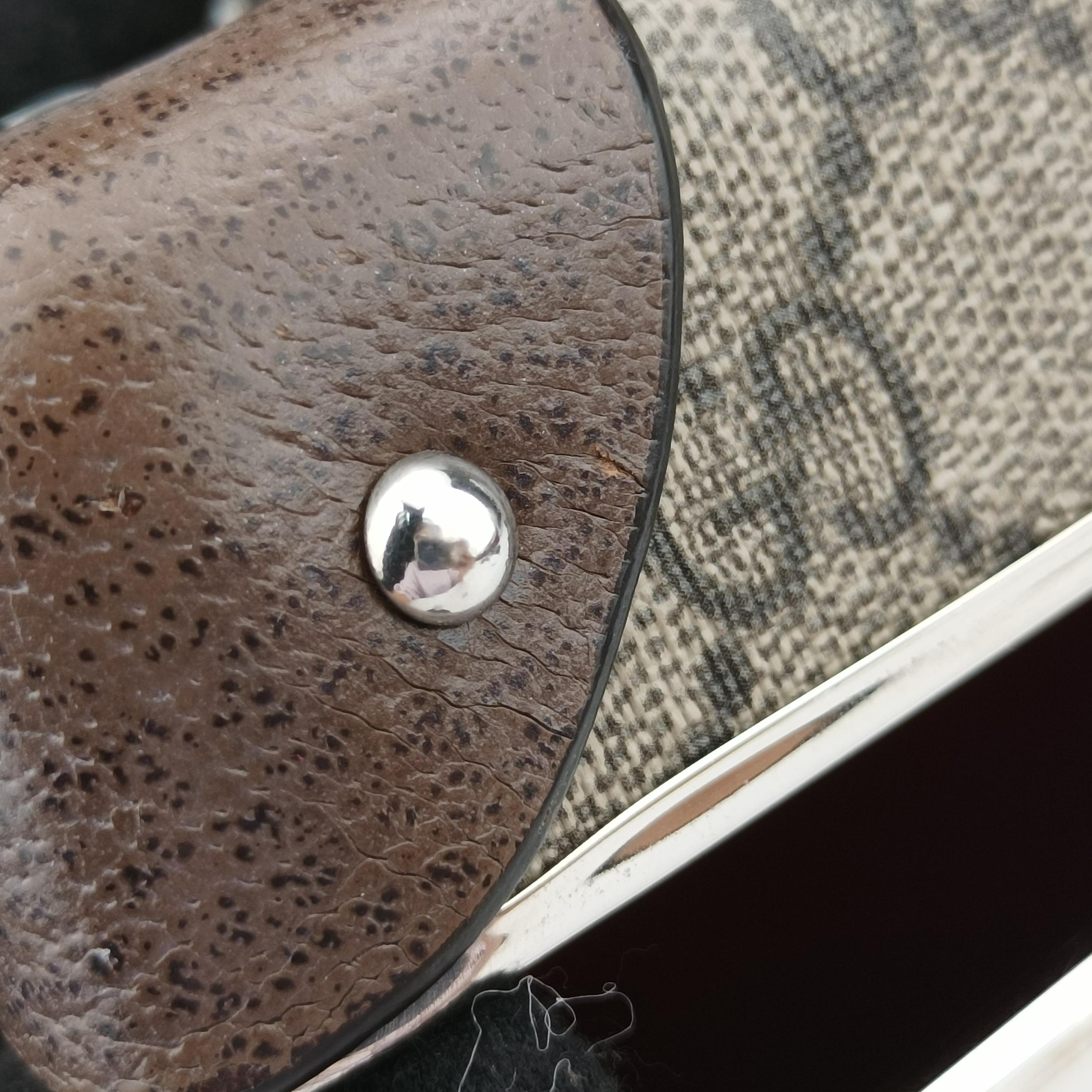 Pre-owned Gucci Globe-Trotter Beige x Dark Brown PVC coated canvas 588351 shoulderbag | stylenewstar