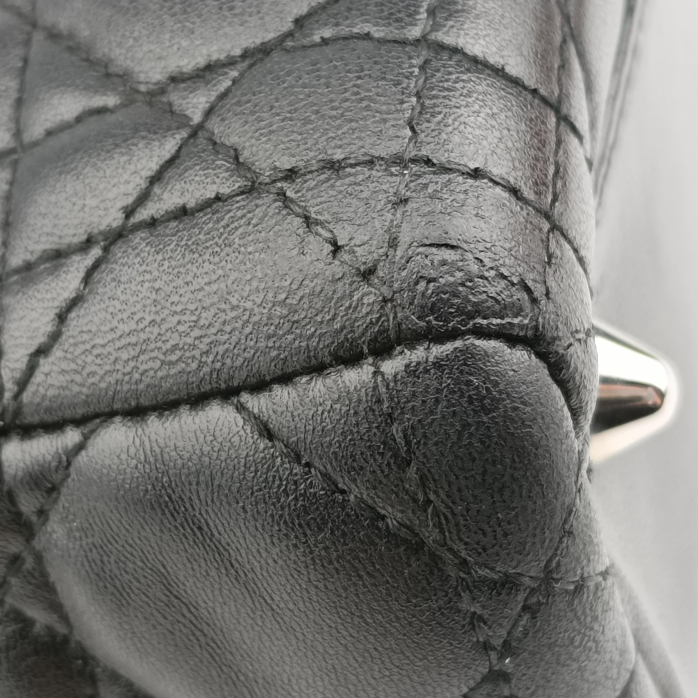 Secondhand Christian Dior Lady Dior Black lambskin  handbag | stylenewstar