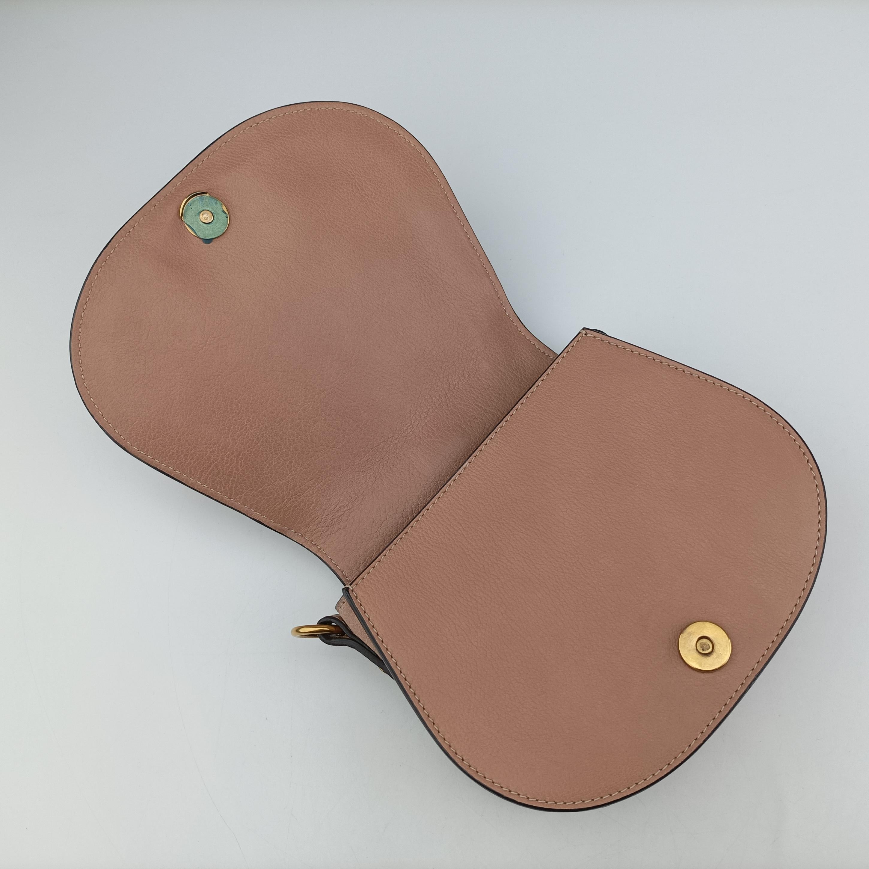 Secondhand Chloe Bracelet Nile Beige Leather  shoulderbag | stylenewstar