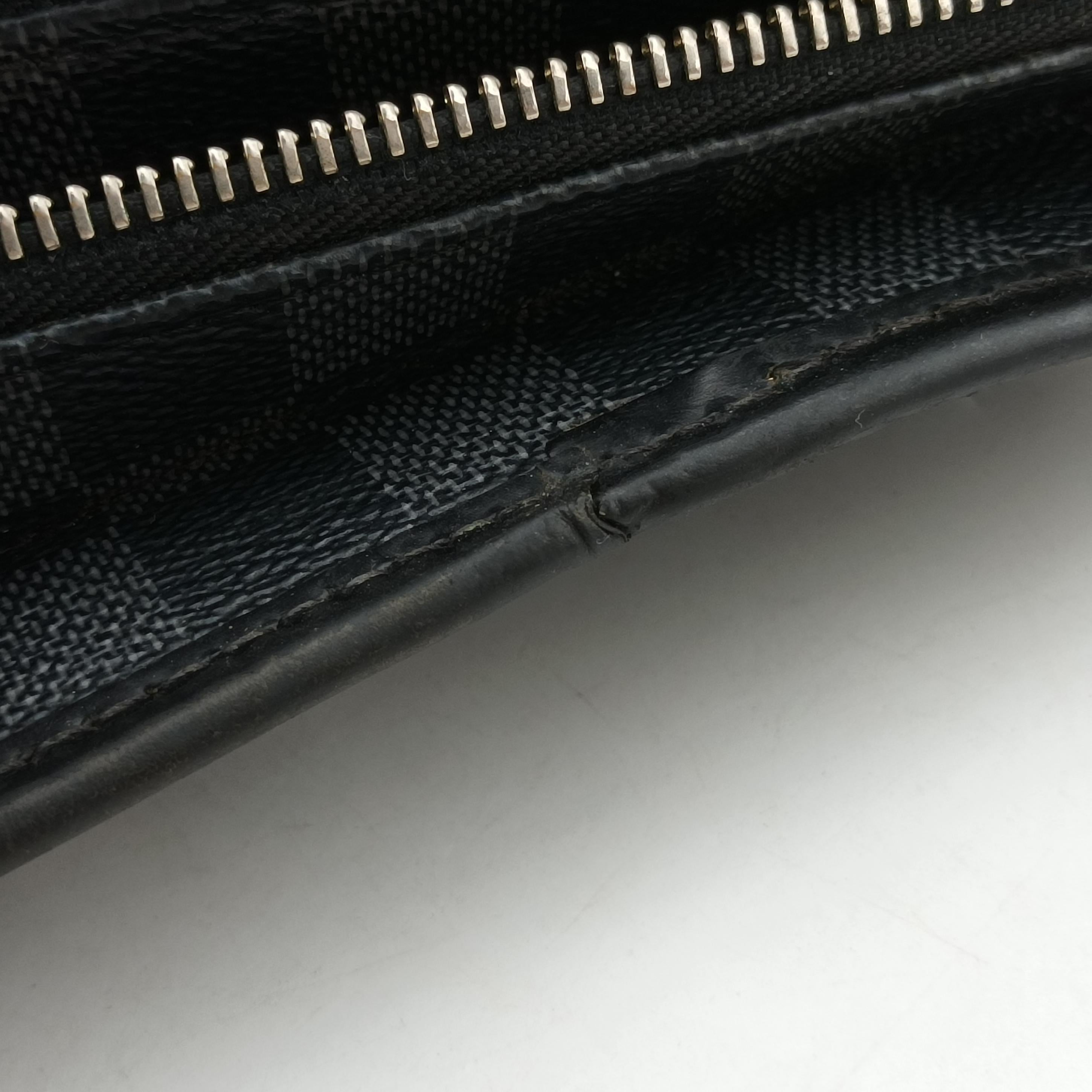 Secondhand Louis Vuitton TADAO Noir Damier Graphite N51192 shoulderbag | stylenewstar