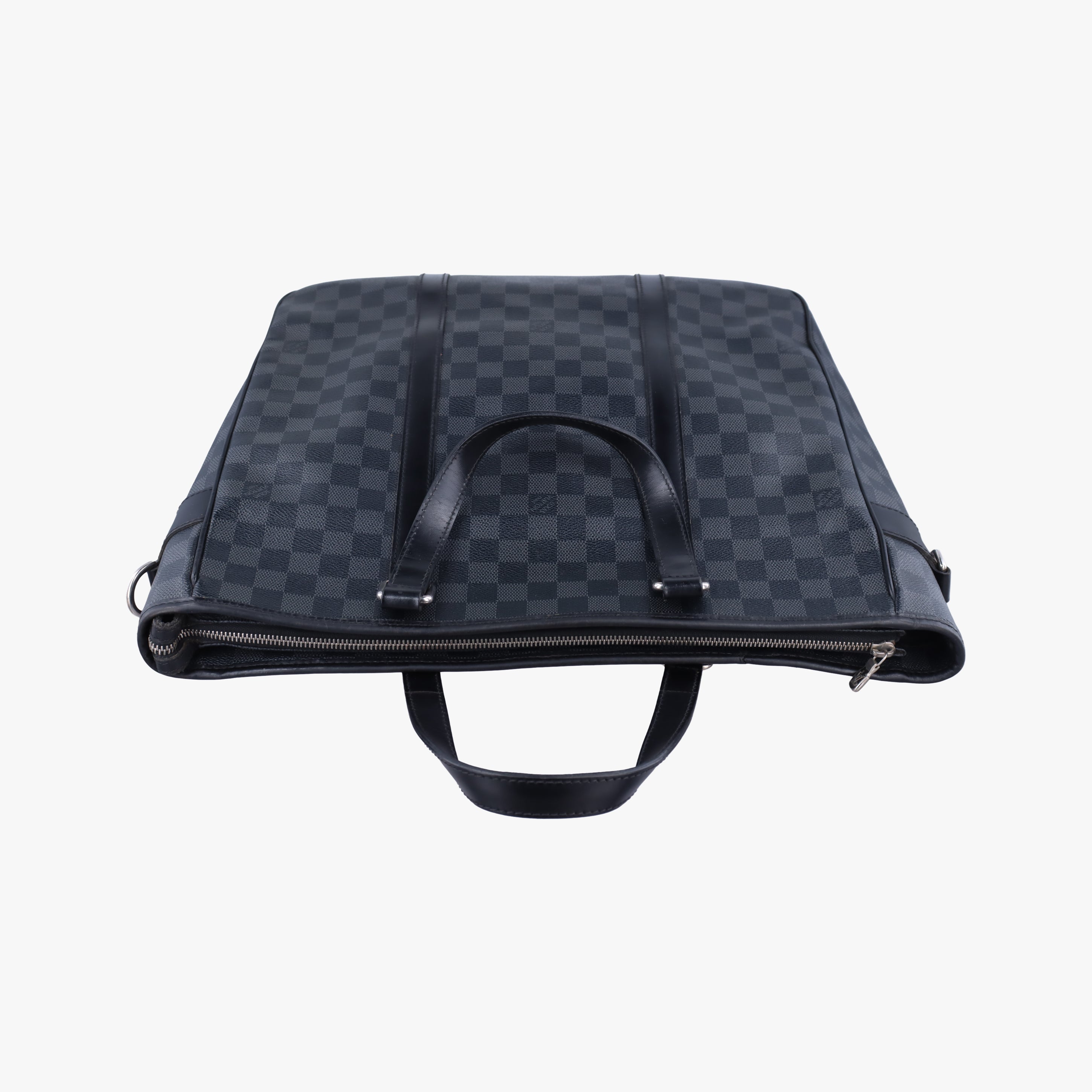 Secondhand Louis Vuitton TADAO Noir Damier Graphite N51192 shoulderbag | stylenewstar