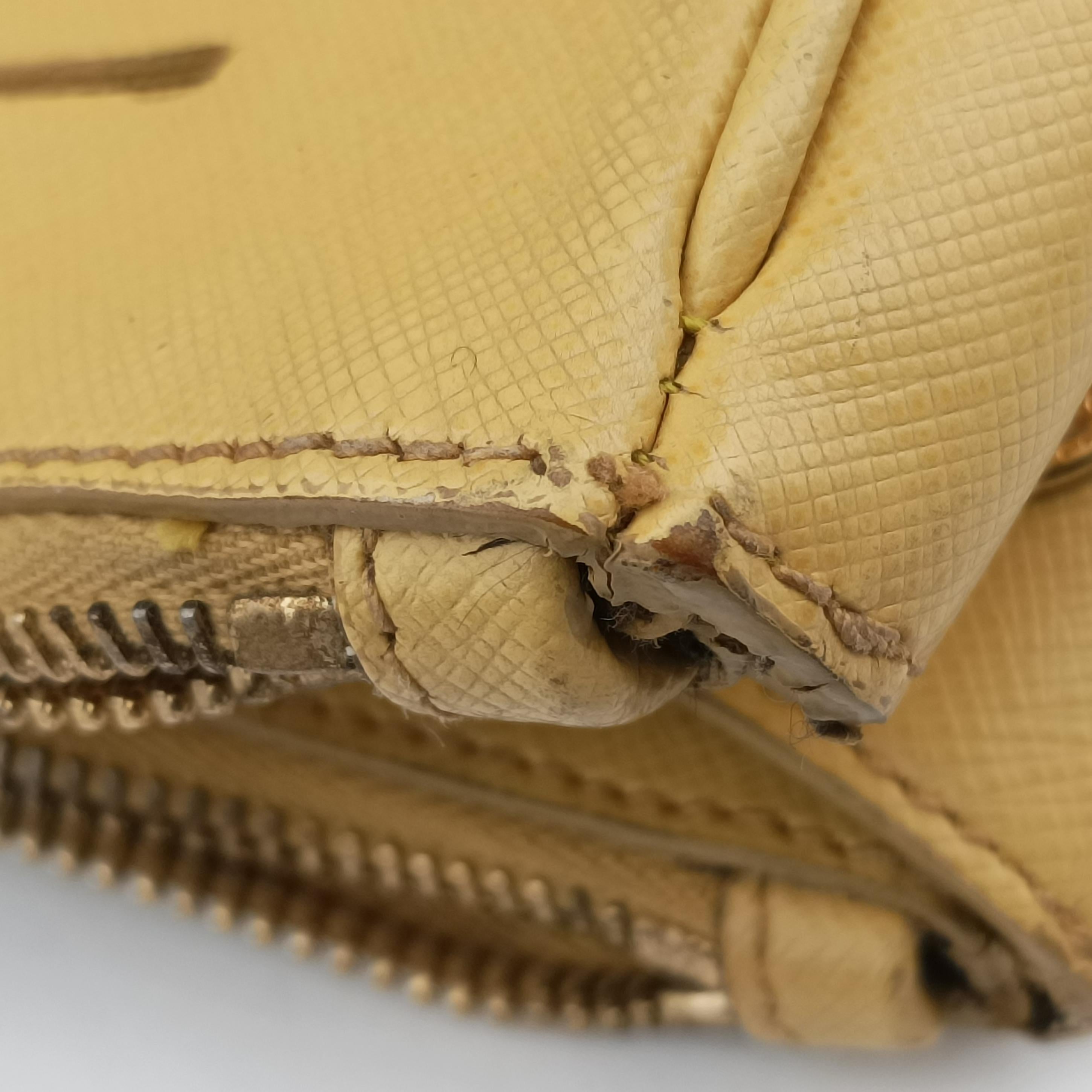 Pre-owned Prada Galleria Yellow SAFFIANO Leather BN1786 handbag | stylenewstar