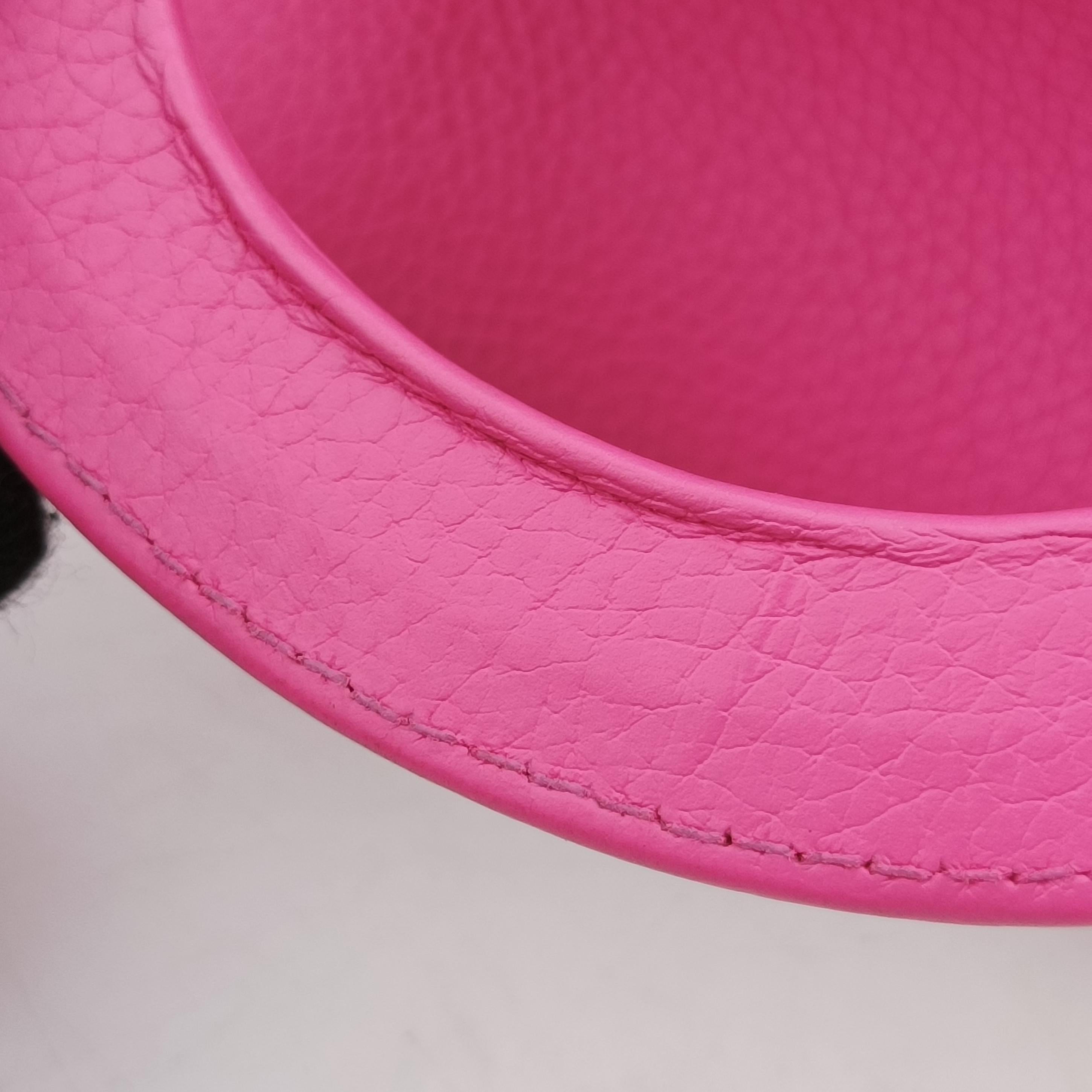 Pre-owned Christian Dior Diorissimo Pink Leather  shoulderbag | stylenewstar