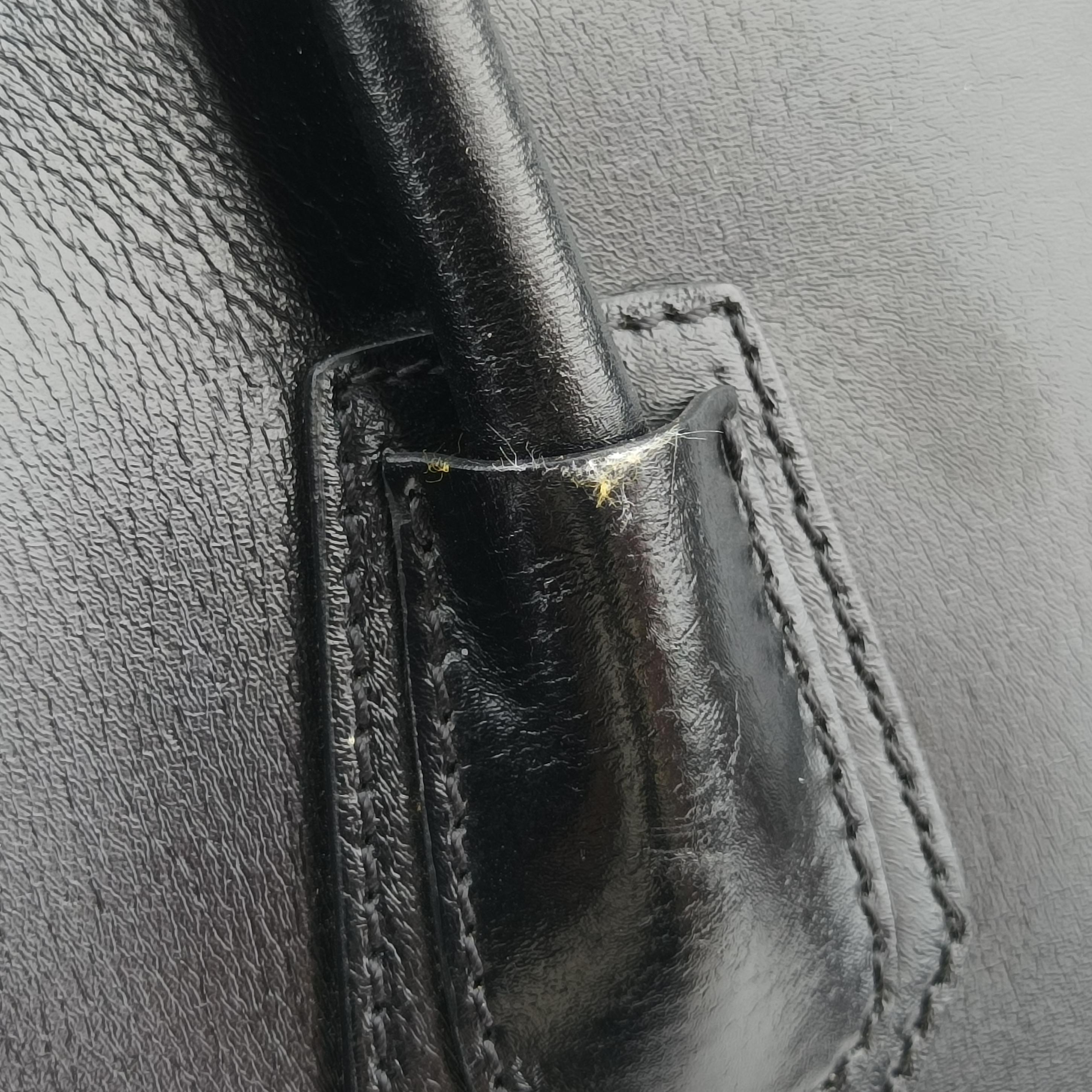 Pre-owned Givenchy Antigona Black Leather  shoulderbag | stylenewstar