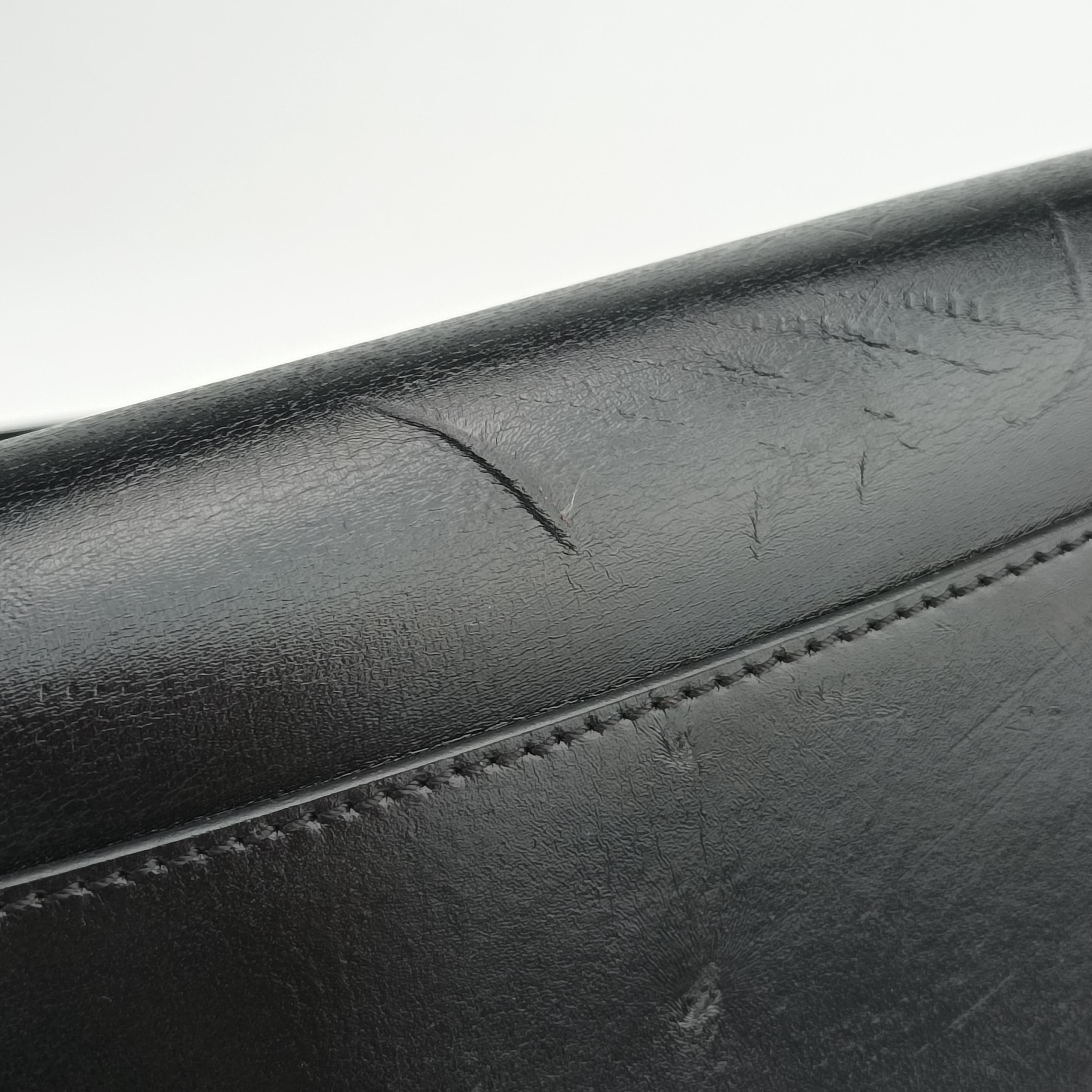 Pre-owned Givenchy Antigona Black Leather  shoulderbag | stylenewstar