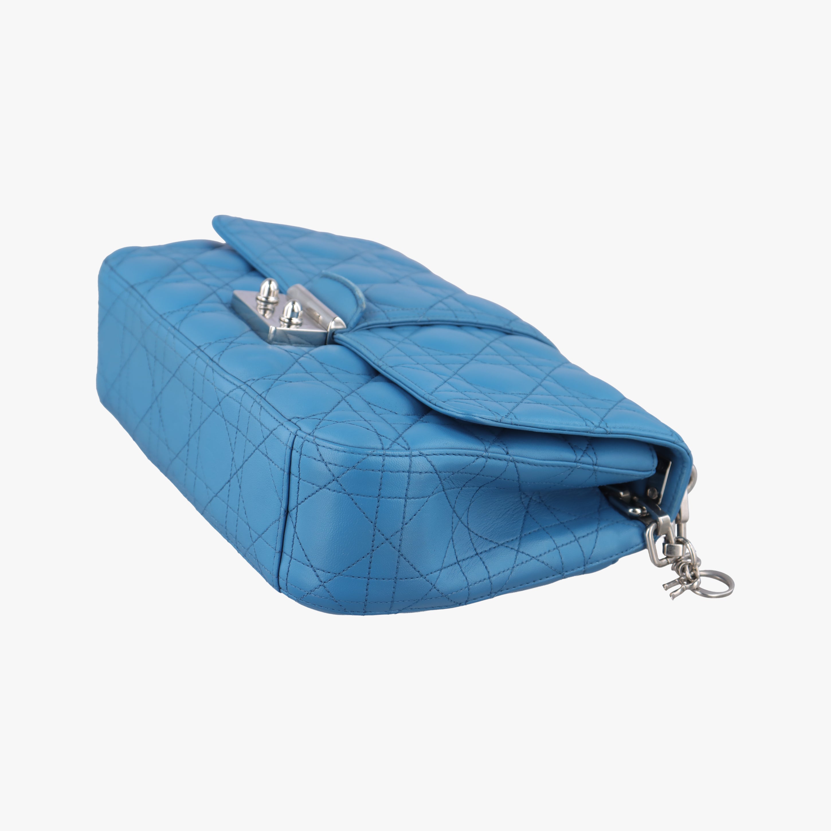 Secondhand Christian Dior Miss Dior Canage Blue lambskin  shoulderbag | stylenewstar