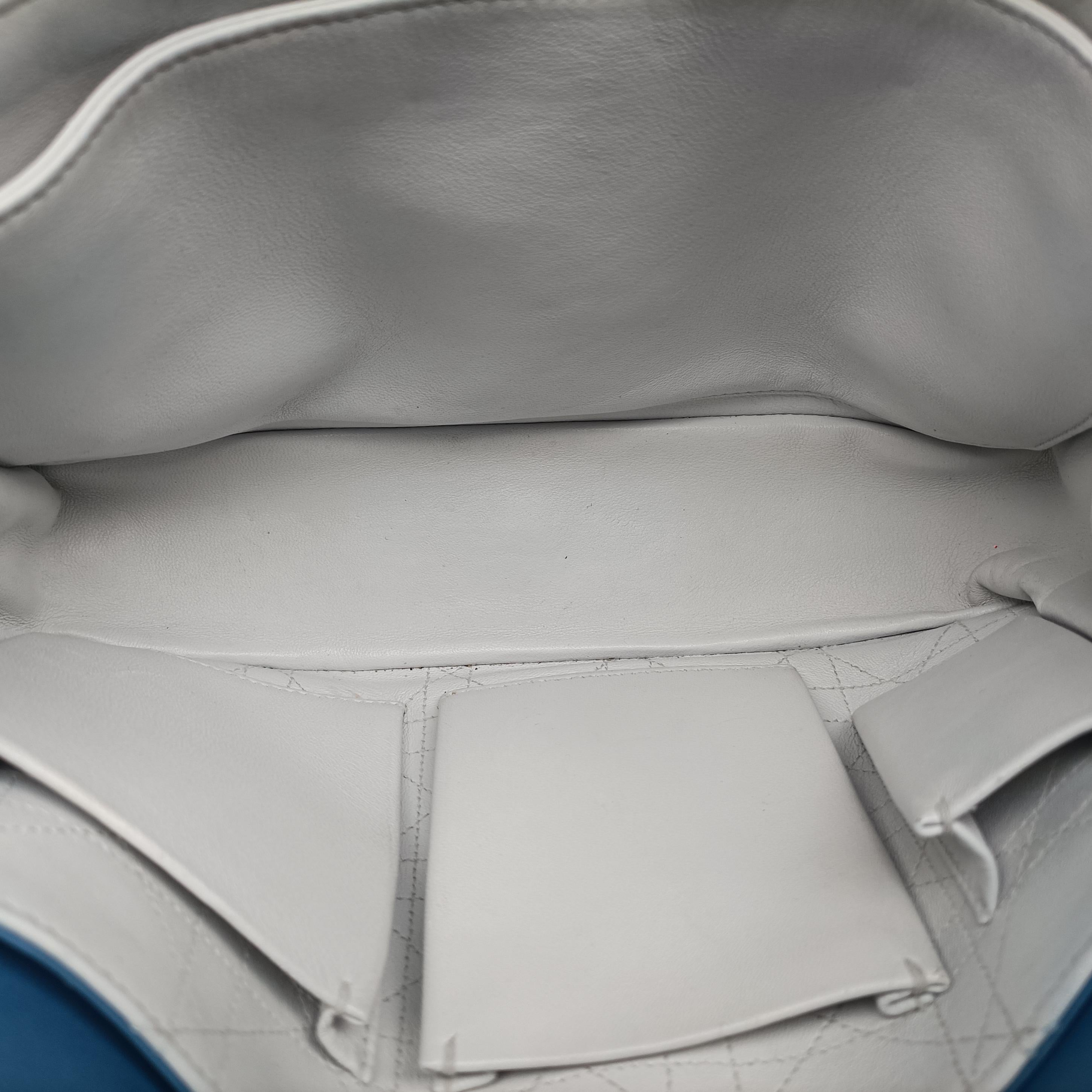 Secondhand Christian Dior Miss Dior Canage Blue lambskin  shoulderbag | stylenewstar