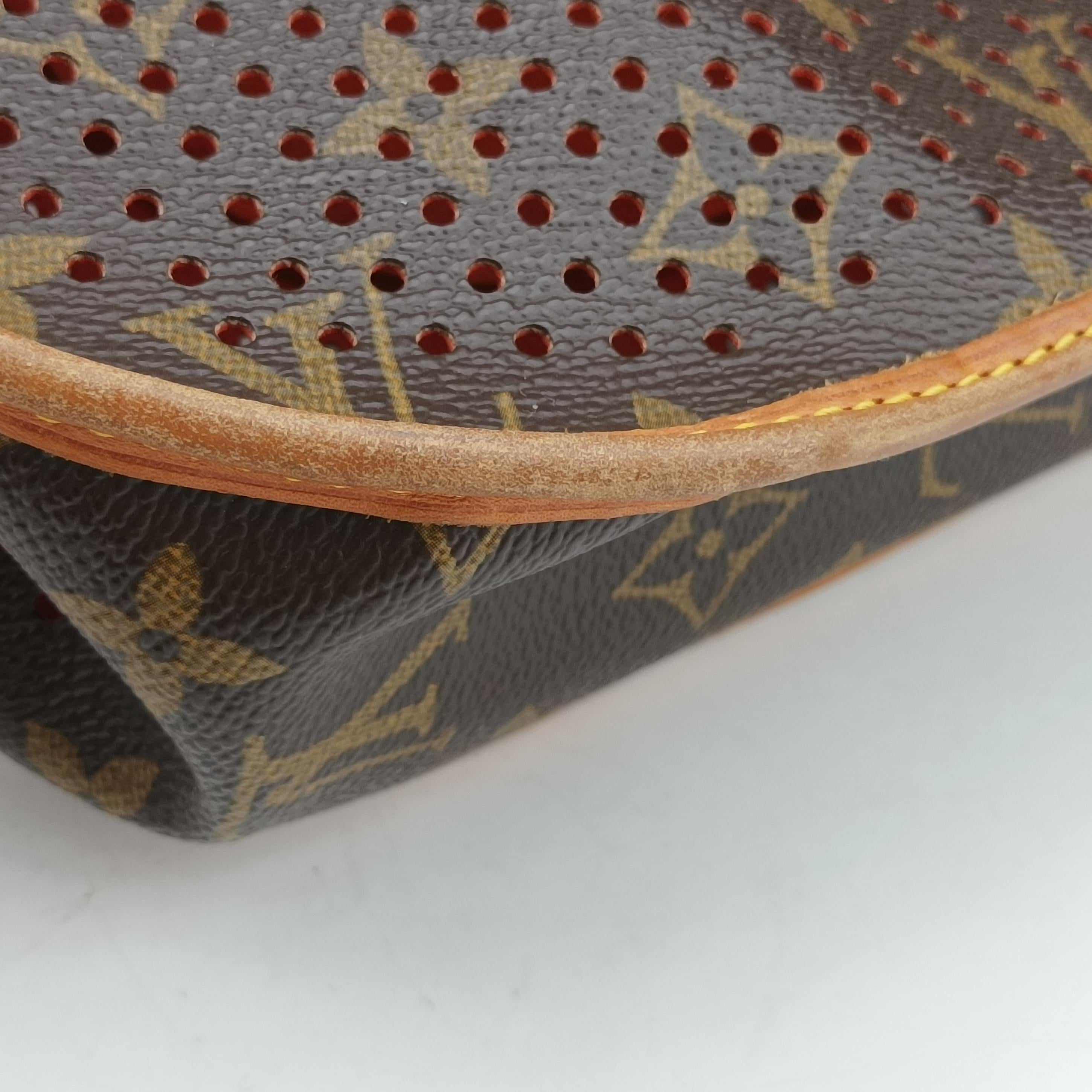Pre-owned Louis Vuitton Musette brown×Orange Monogram Perforated M95174 shoulderbag | stylenewstar