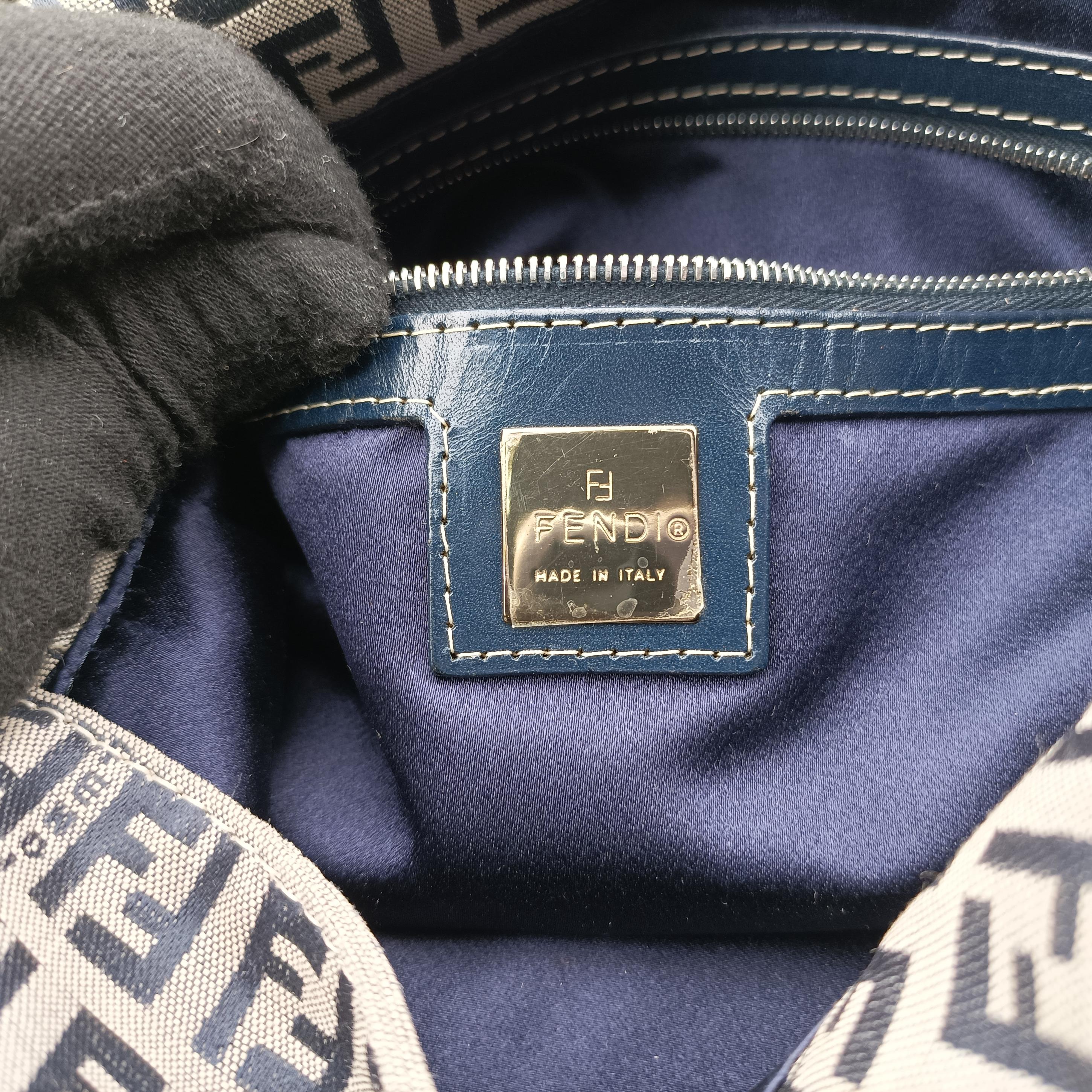 Pre-owned Fendi Baguette　Zucchino Navy canvas 8BR001 shoulderbag | stylenewstar