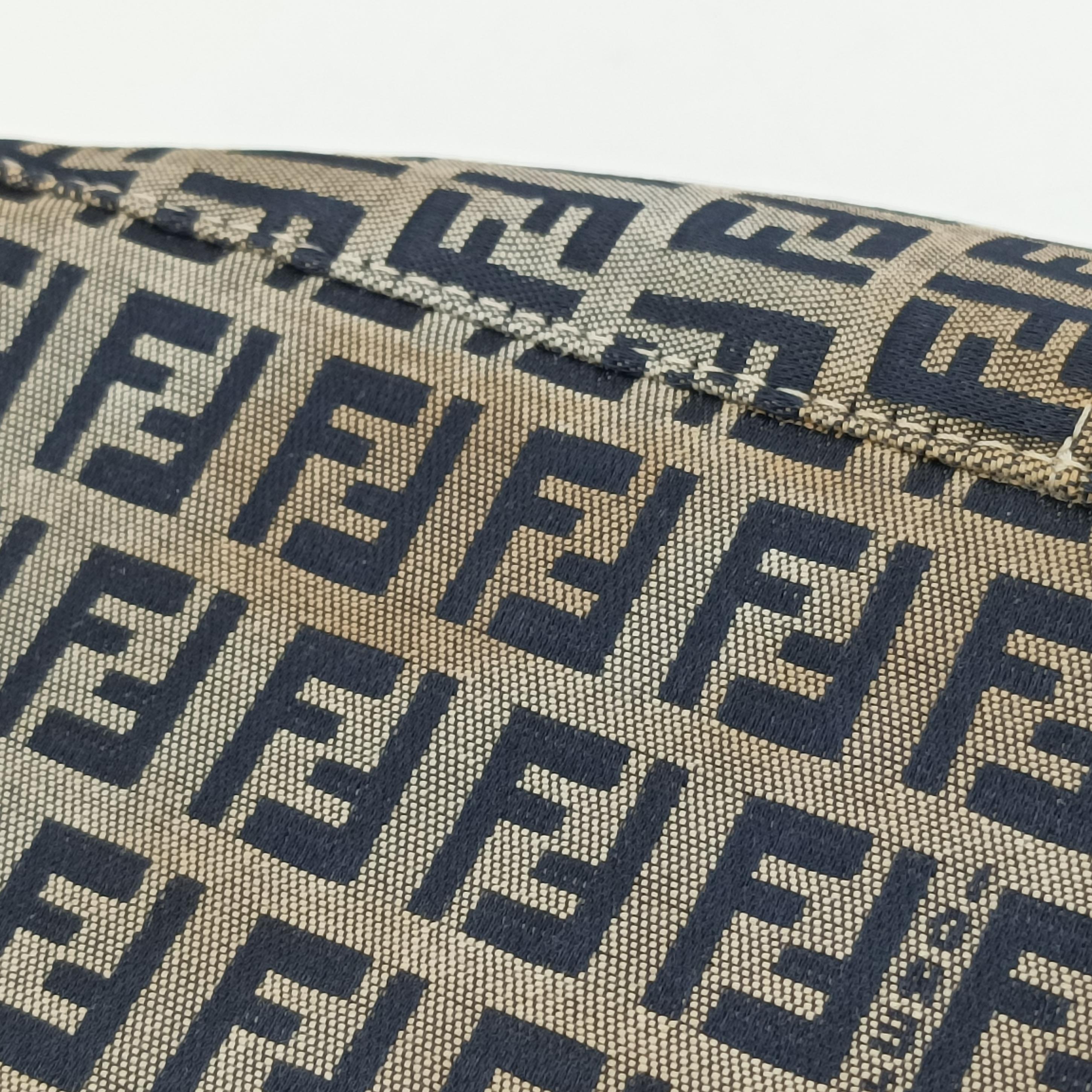 Pre-owned Fendi Baguette　Zucchino Navy canvas 8BR001 shoulderbag | stylenewstar