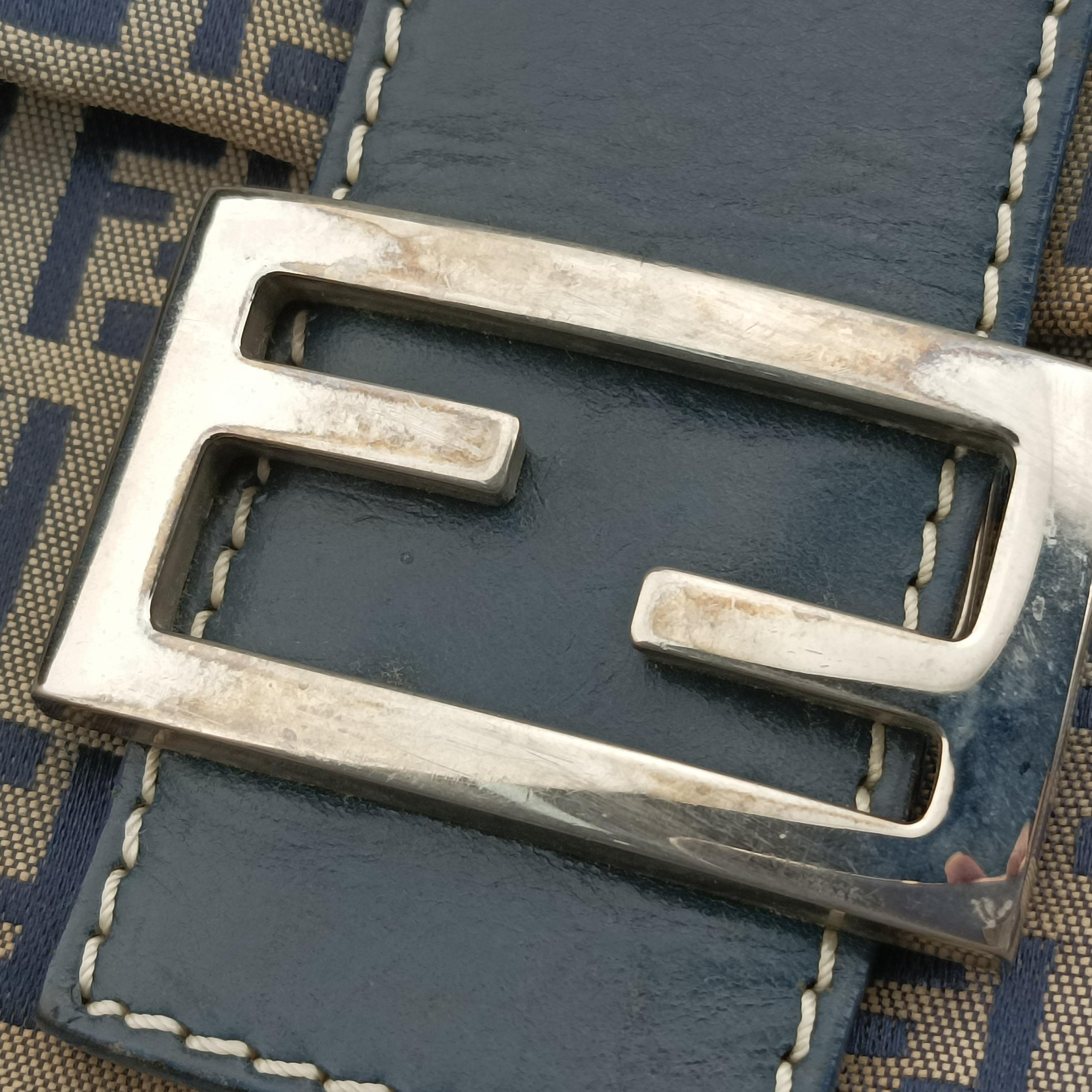 Pre-owned Fendi Baguette　Zucchino Navy canvas 8BR001 shoulderbag | stylenewstar