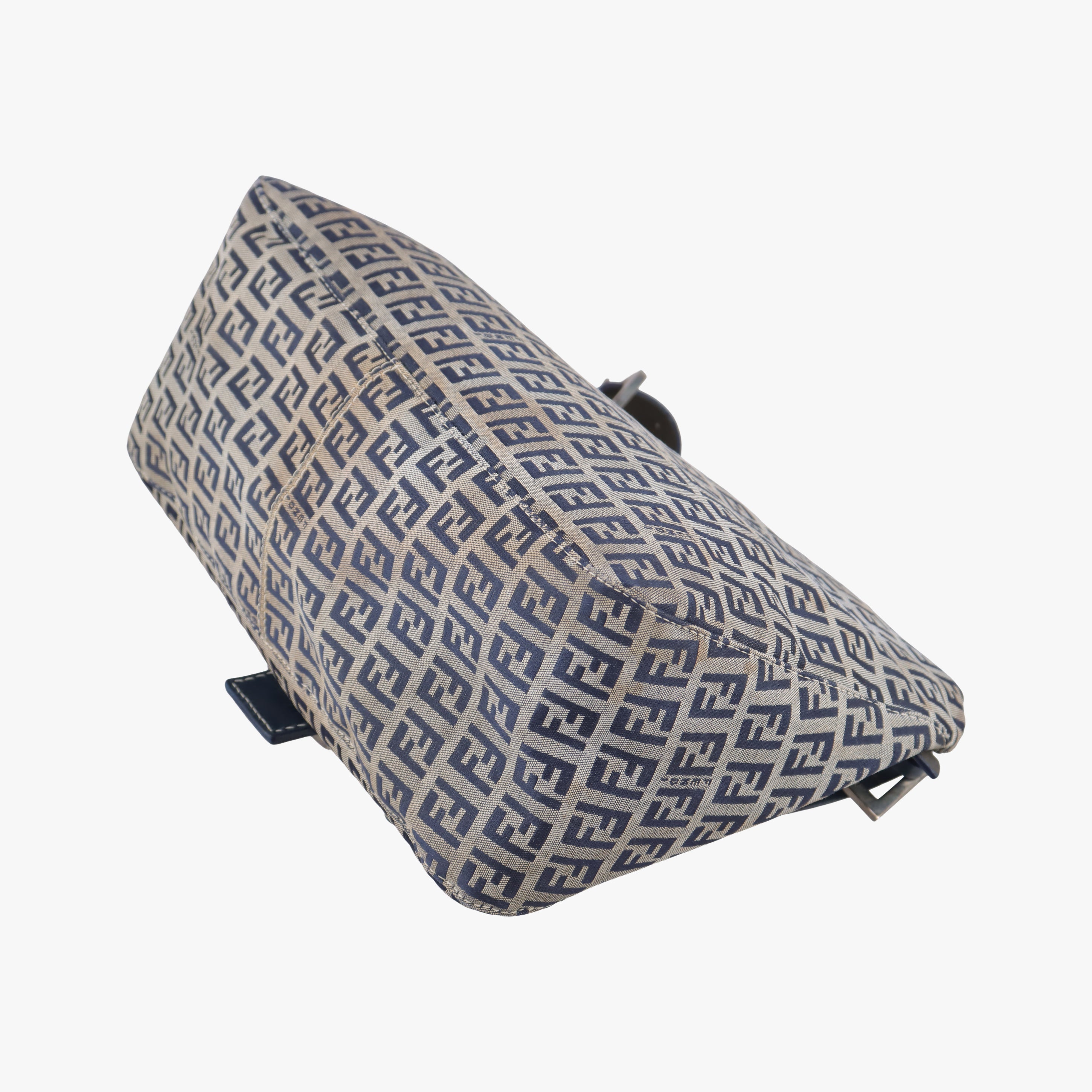 Pre-owned Fendi Baguette　Zucchino Navy canvas 8BR001 shoulderbag | stylenewstar