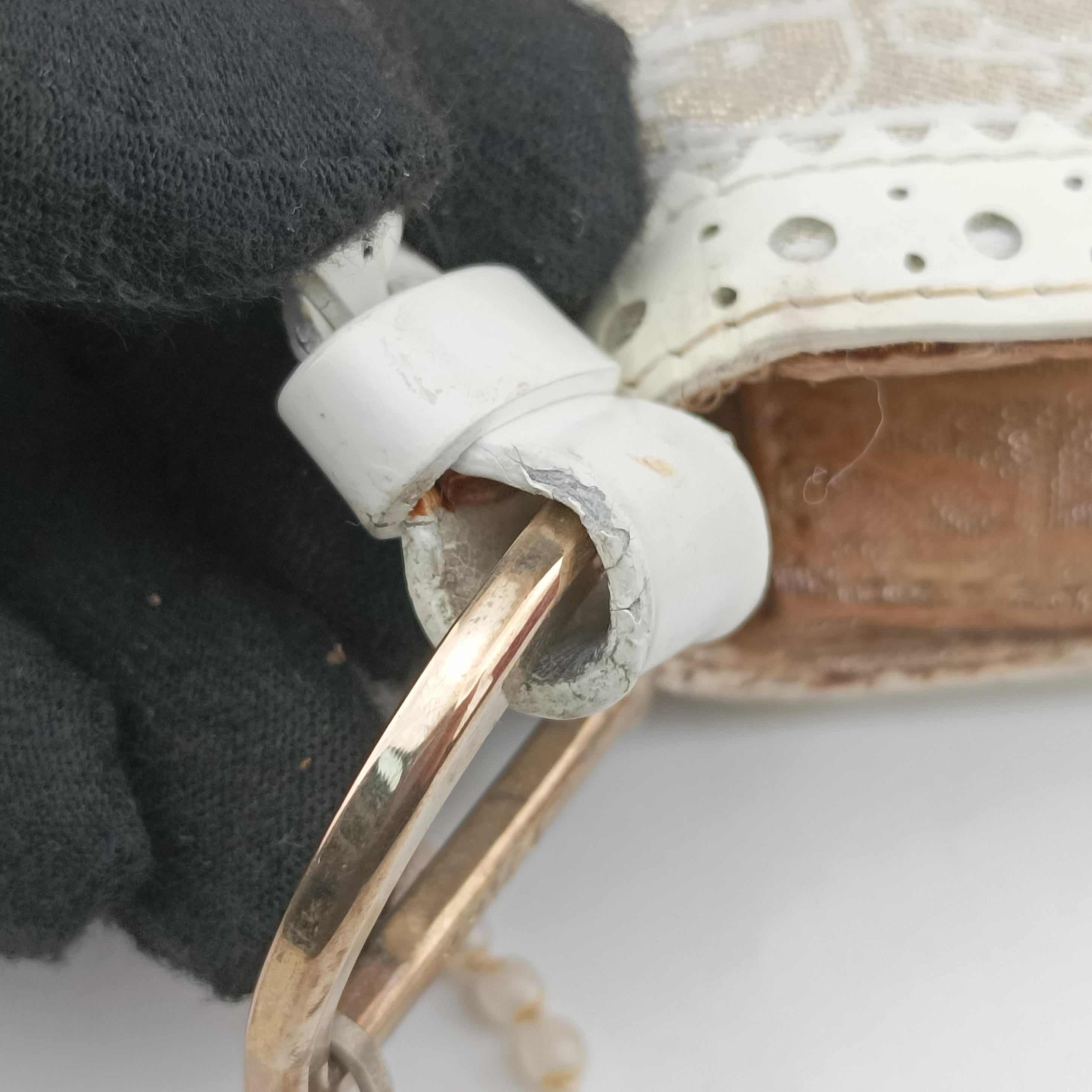 Secondhand Christian Dior D Trick Trotter White Canvas x Leather  shoulderbag | stylenewstar