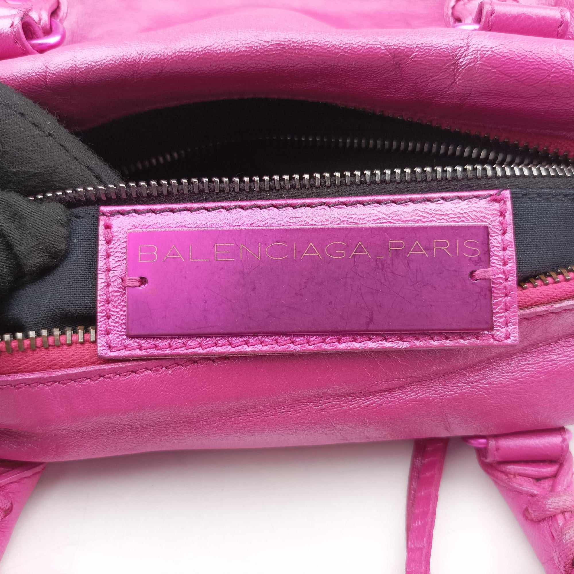 Pre-owned Balenciaga TwiggyThe City Pink lambskin  shoulderbag | stylenewstar