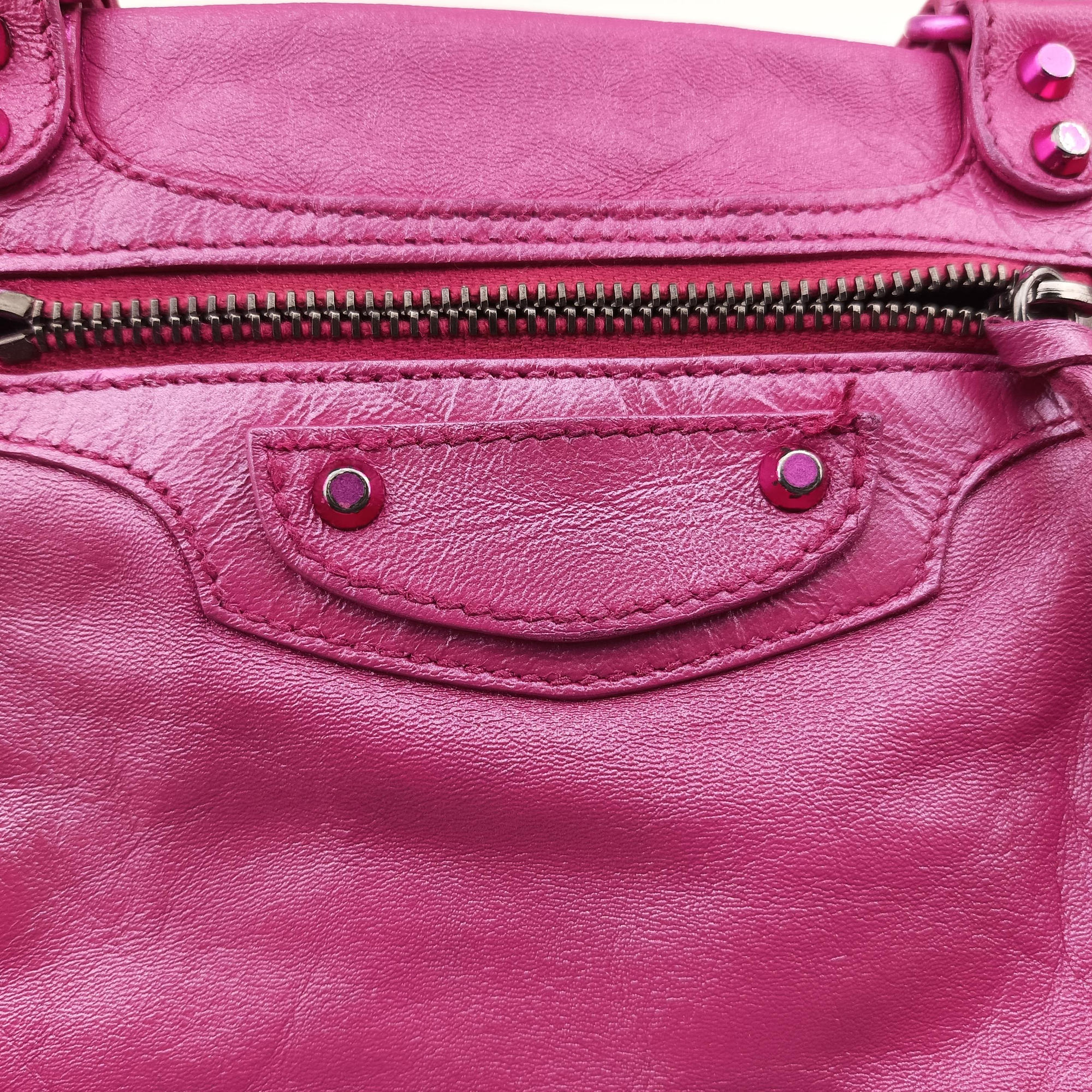 Pre-owned Balenciaga TwiggyThe City Pink lambskin  shoulderbag | stylenewstar