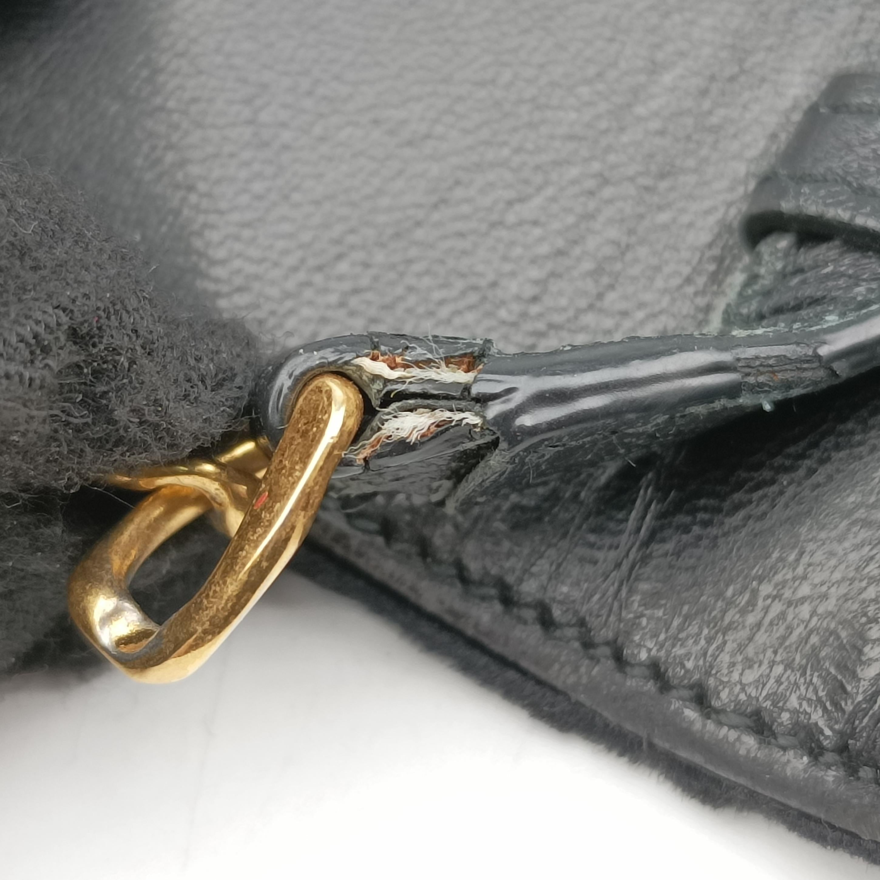 Vintage Prada Pattina City chain Black Velour 1BD009 shoulderbag | stylenewstar