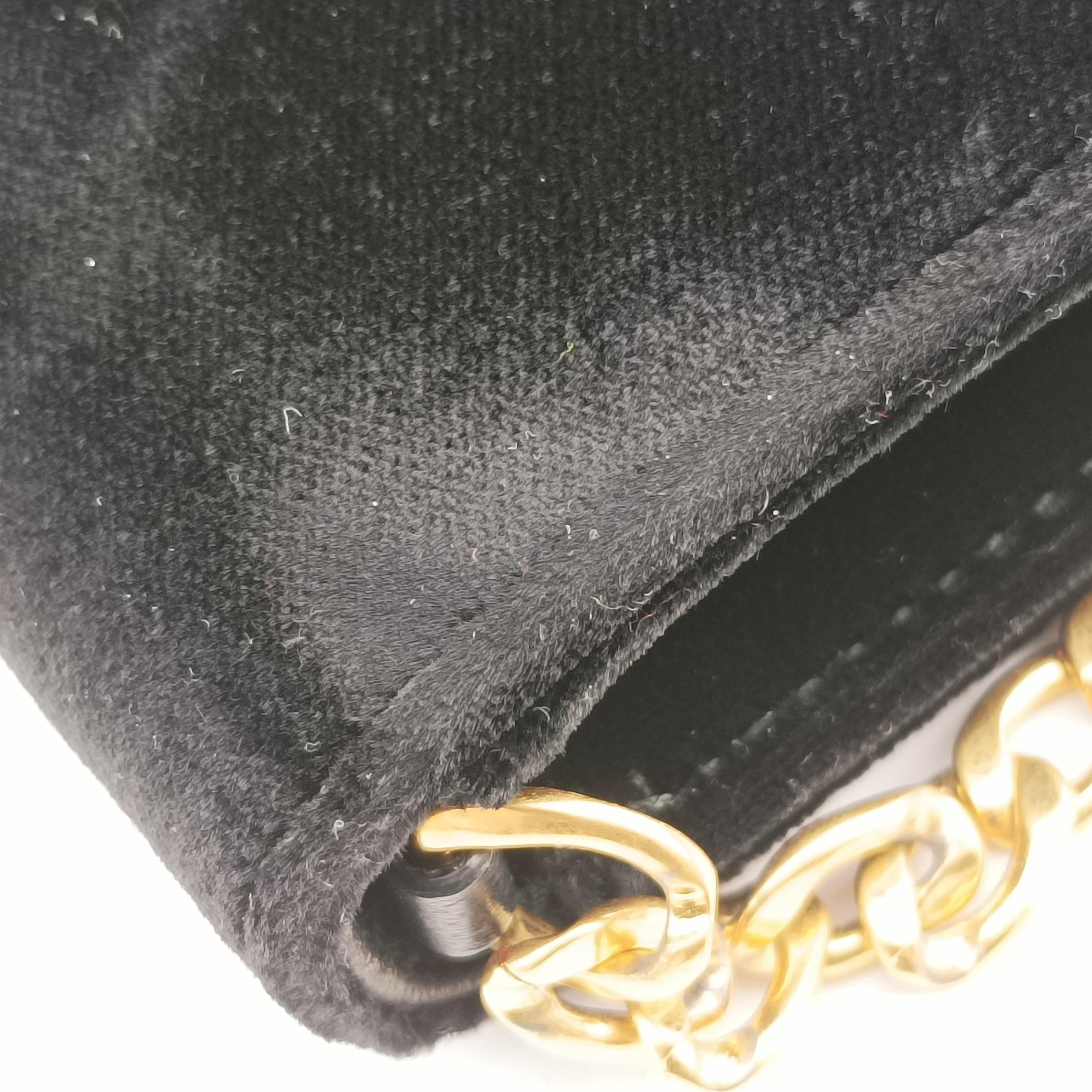 Vintage Prada Pattina City chain Black Velour 1BD009 shoulderbag | stylenewstar