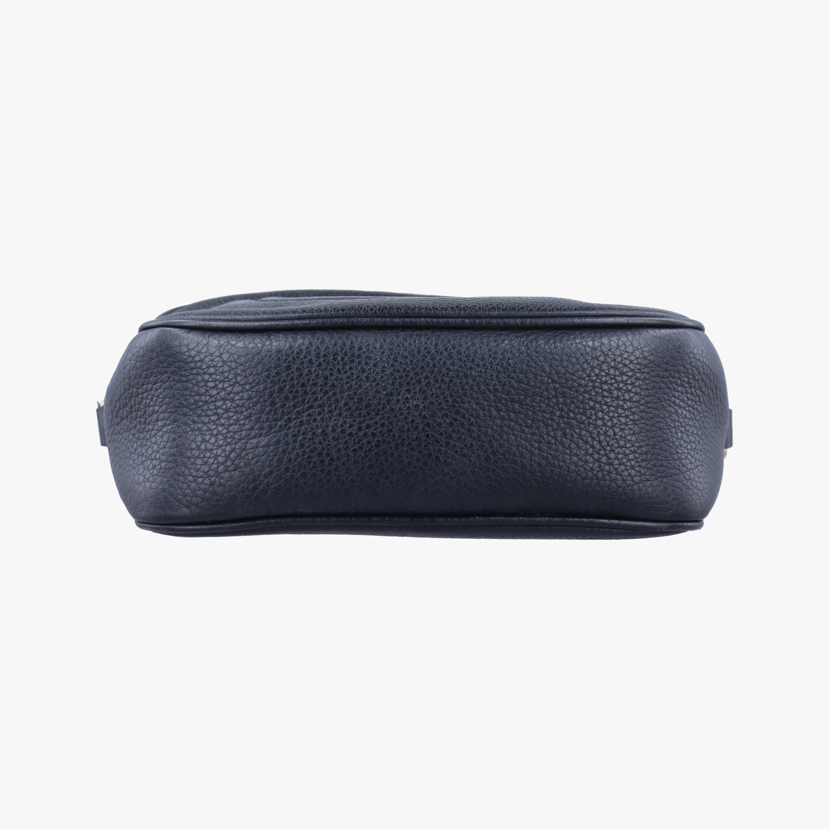 Pre-owned Gucci Soho Black Leather 308364 shoulderbag | stylenewstar