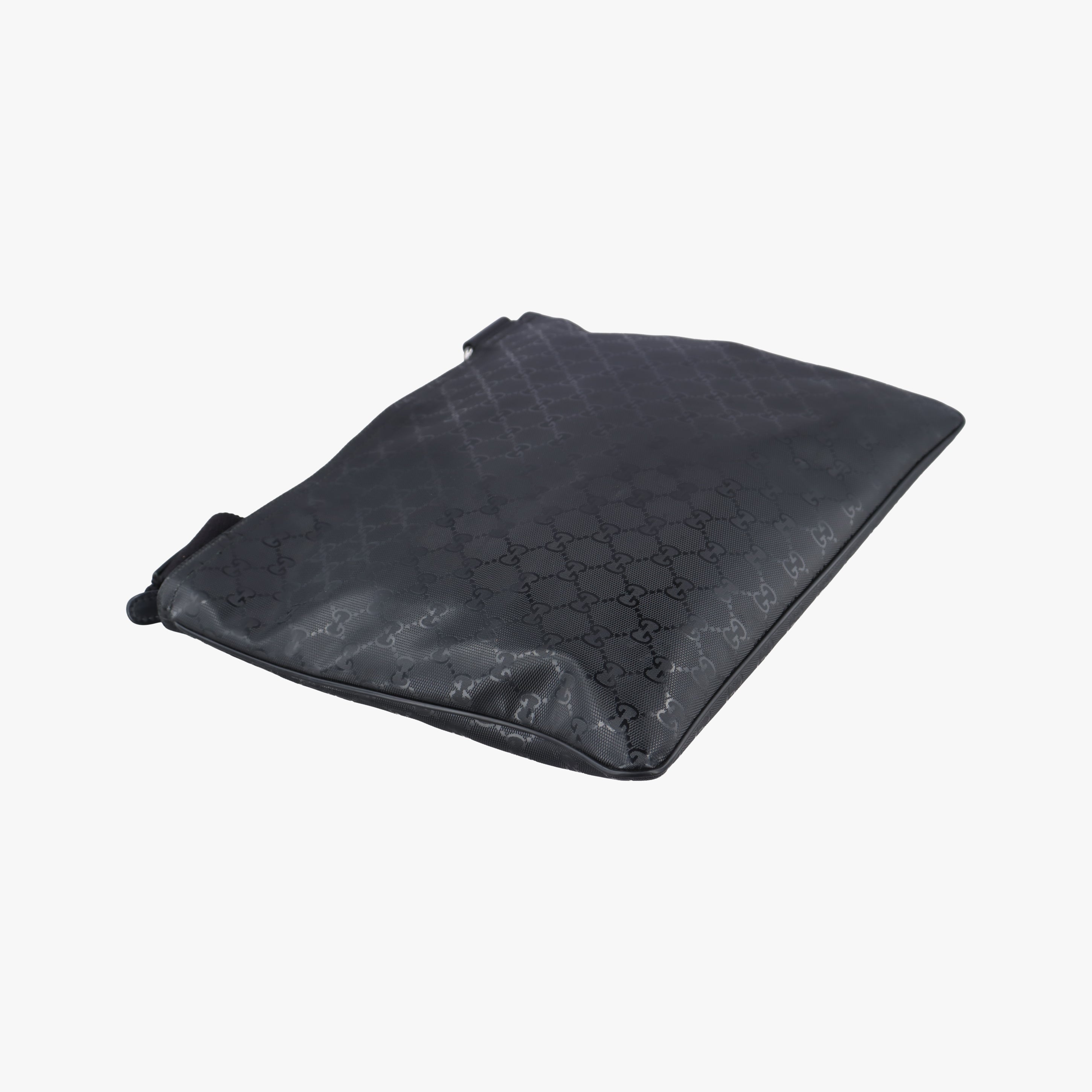 Secondhand Gucci GG Imprime messenger Black PVC coated canvas 201446 shoulderbag | stylenewstar
