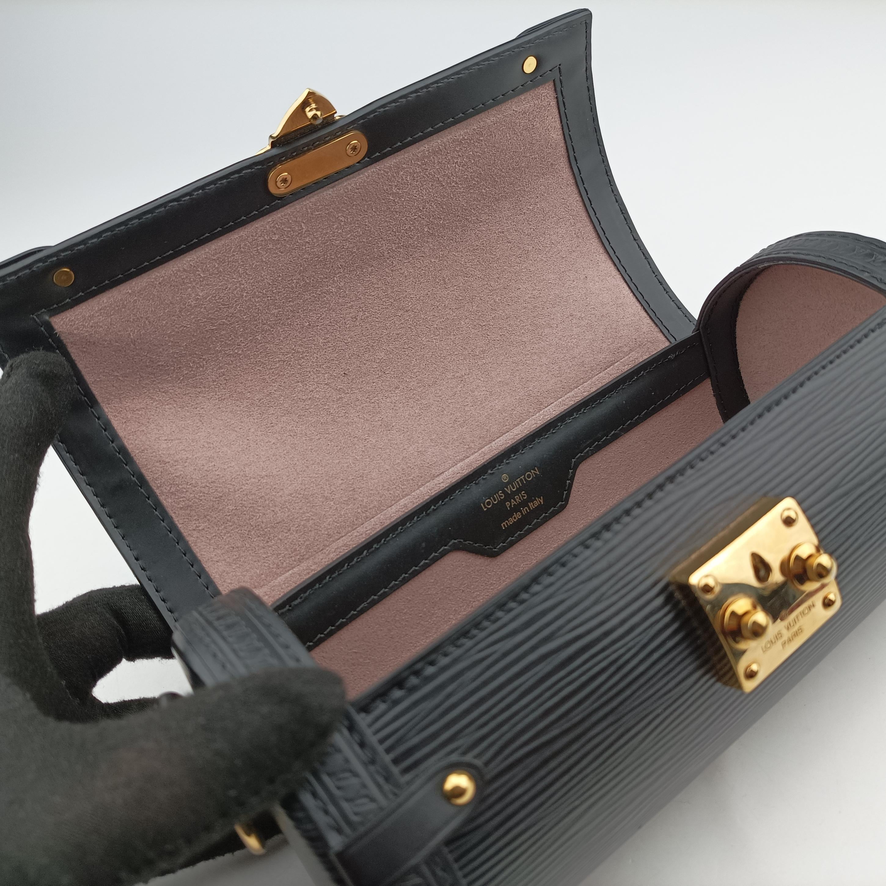 Pre-owned Louis Vuitton Papillon Trunk Noir Epi M58655 shoulderbag | stylenewstar