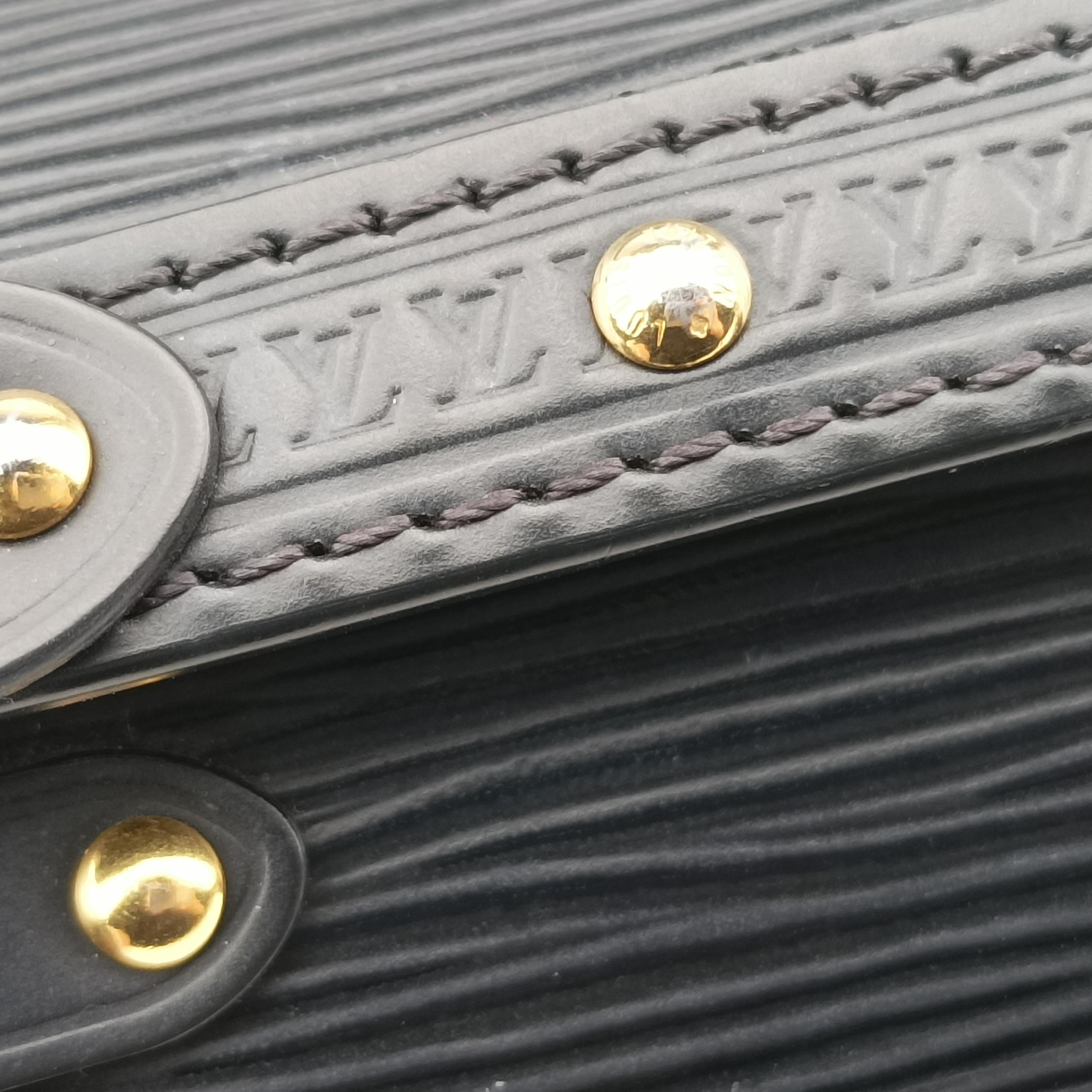 Pre-owned Louis Vuitton Papillon Trunk Noir Epi M58655 shoulderbag | stylenewstar