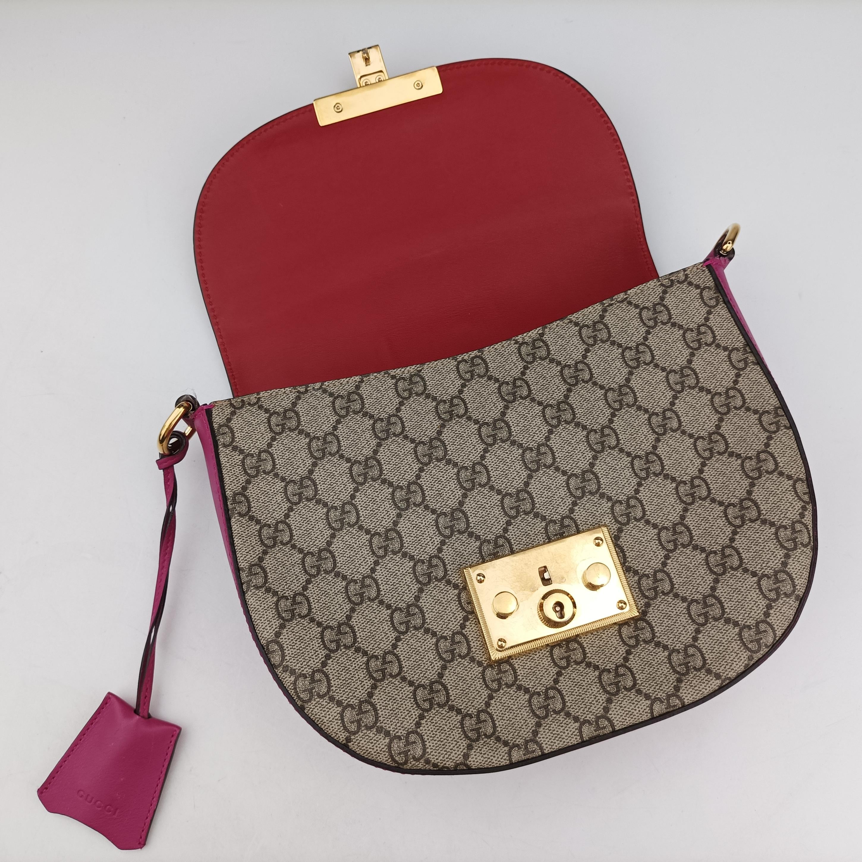 Vintage Gucci GG Supreme Padlock Beige×Red×Multicolour PVC coated canvas×Leather 453189 shoulderbag | stylenewstar