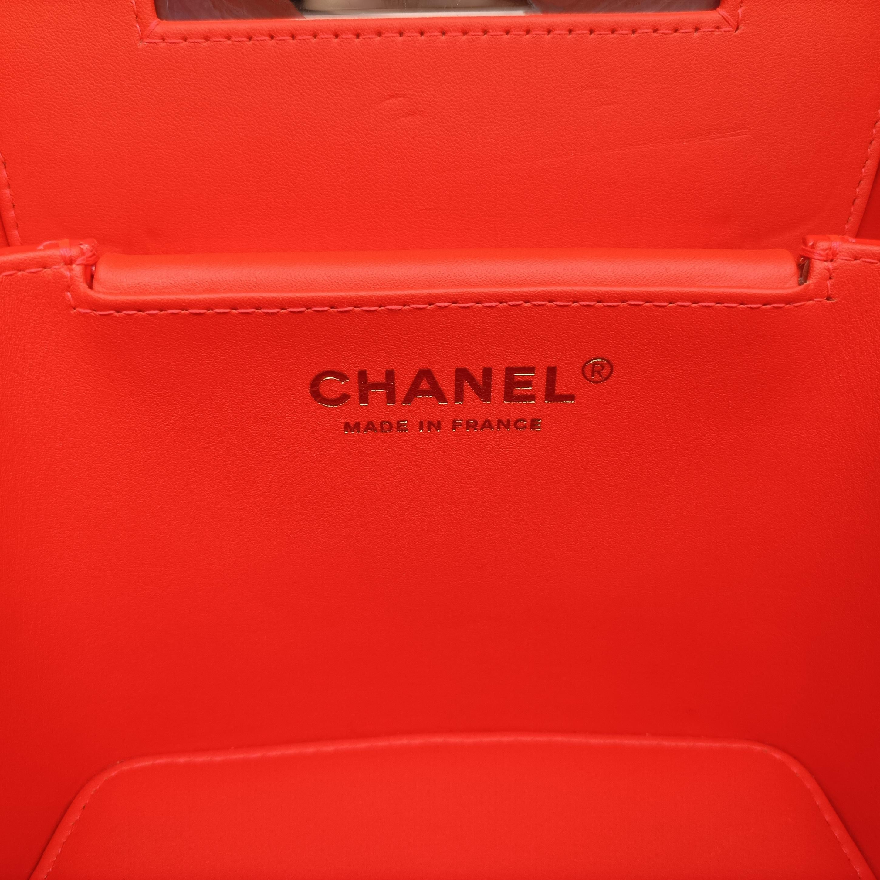 Pre-owned Chanel Vanity Matelasse Chain Handle Orange Patent A91055 handbag | stylenewstar
