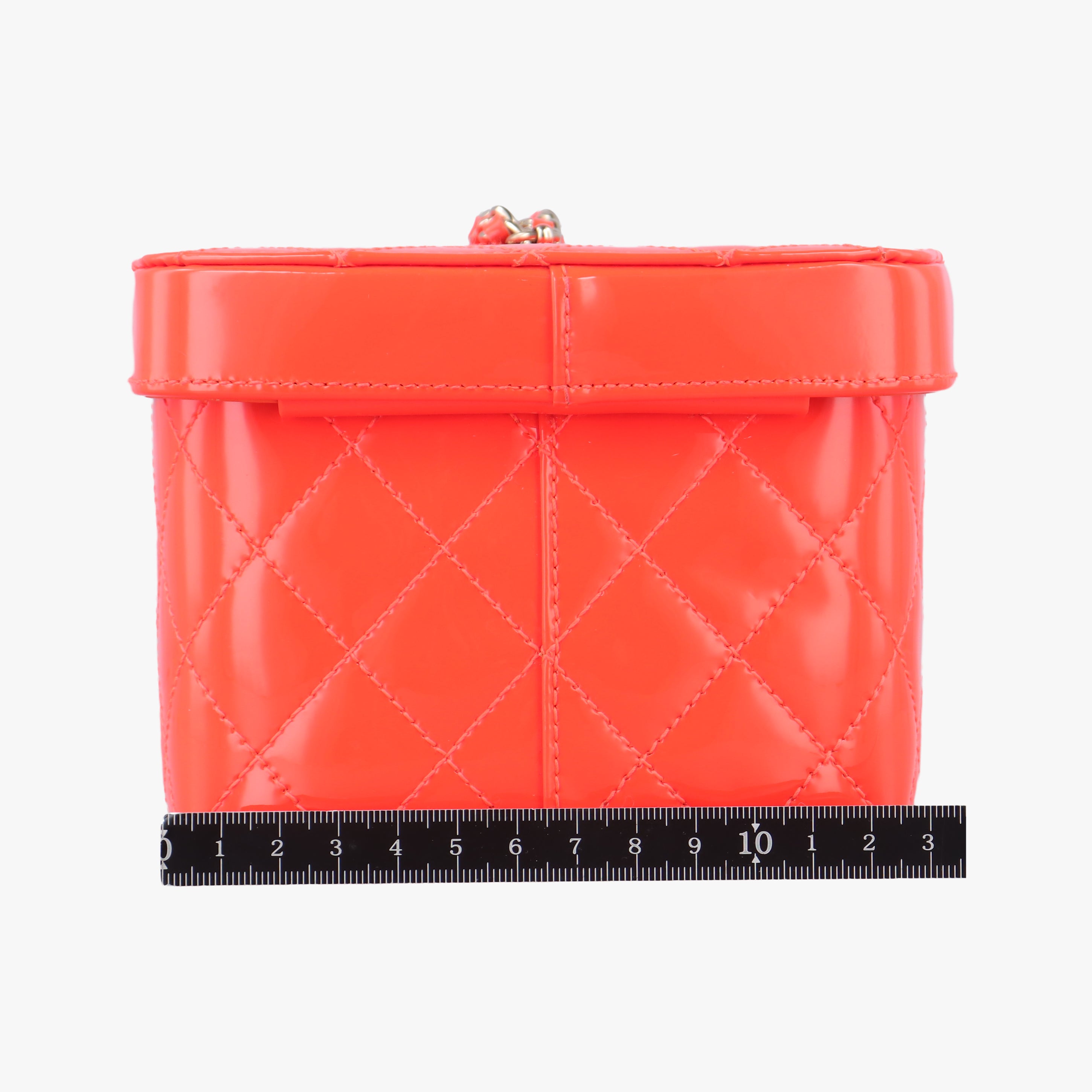 Pre-owned Chanel Vanity Matelasse Chain Handle Orange Patent A91055 handbag | stylenewstar