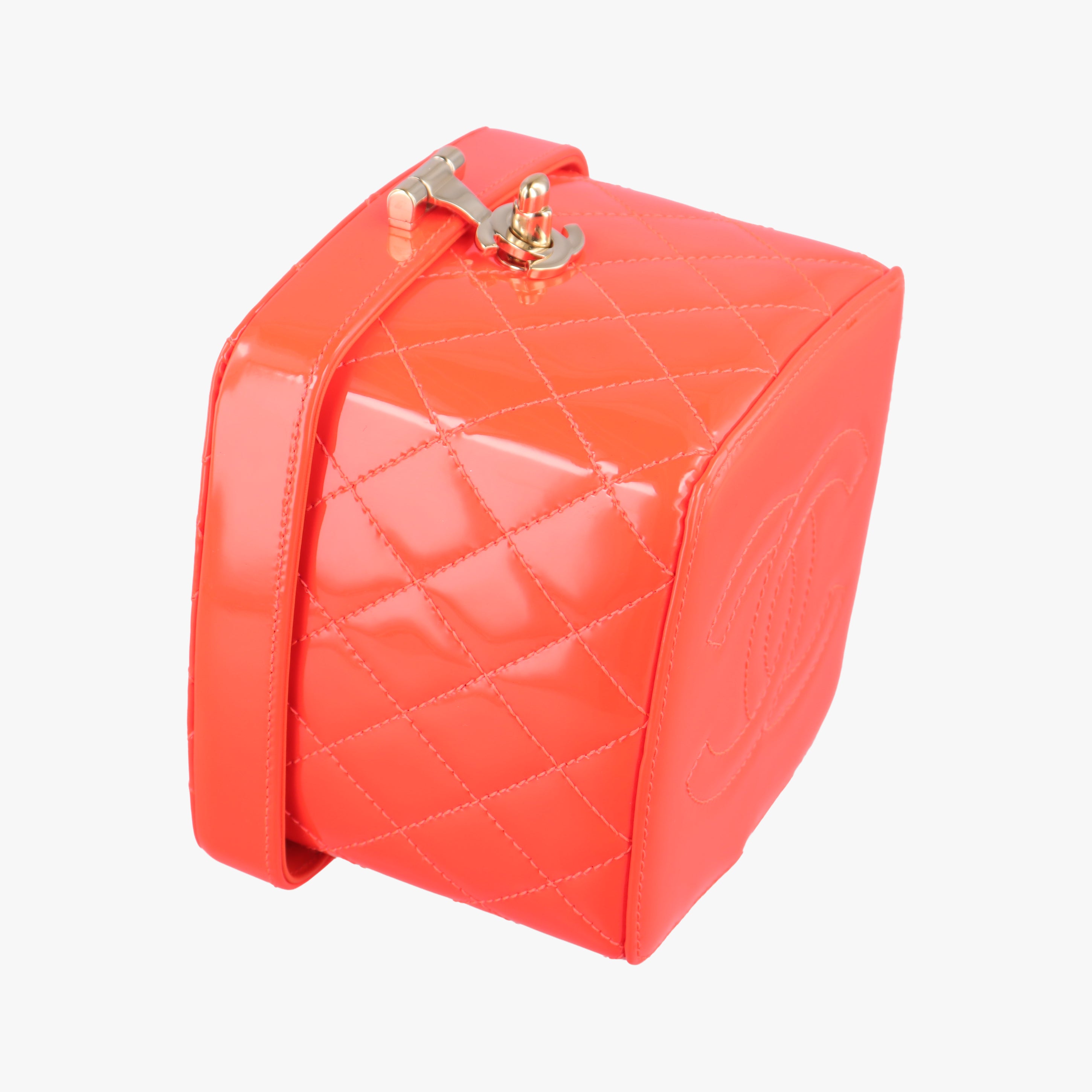 Pre-owned Chanel Vanity Matelasse Chain Handle Orange Patent A91055 handbag | stylenewstar