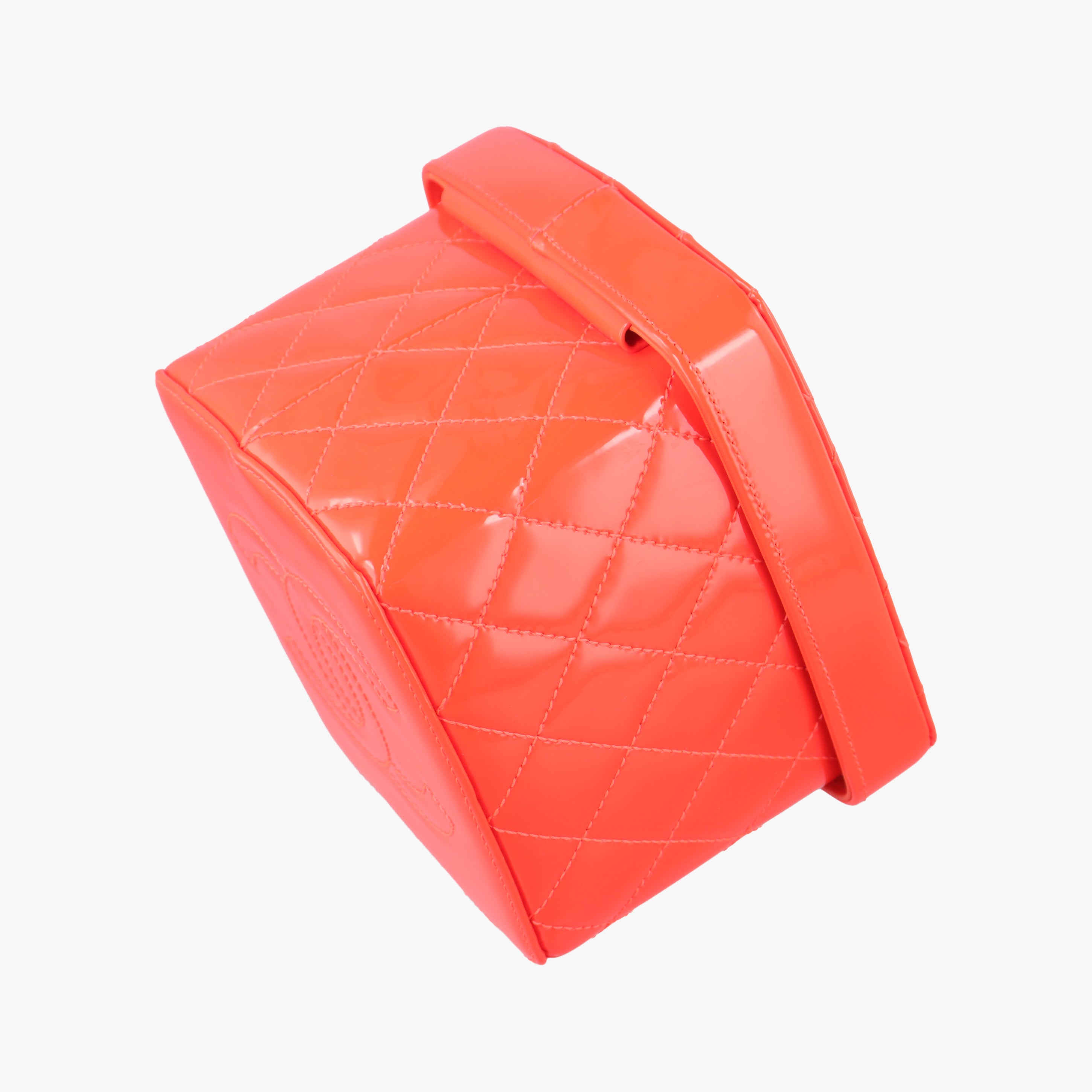 Pre-owned Chanel Vanity Matelasse Chain Handle Orange Patent A91055 handbag | stylenewstar