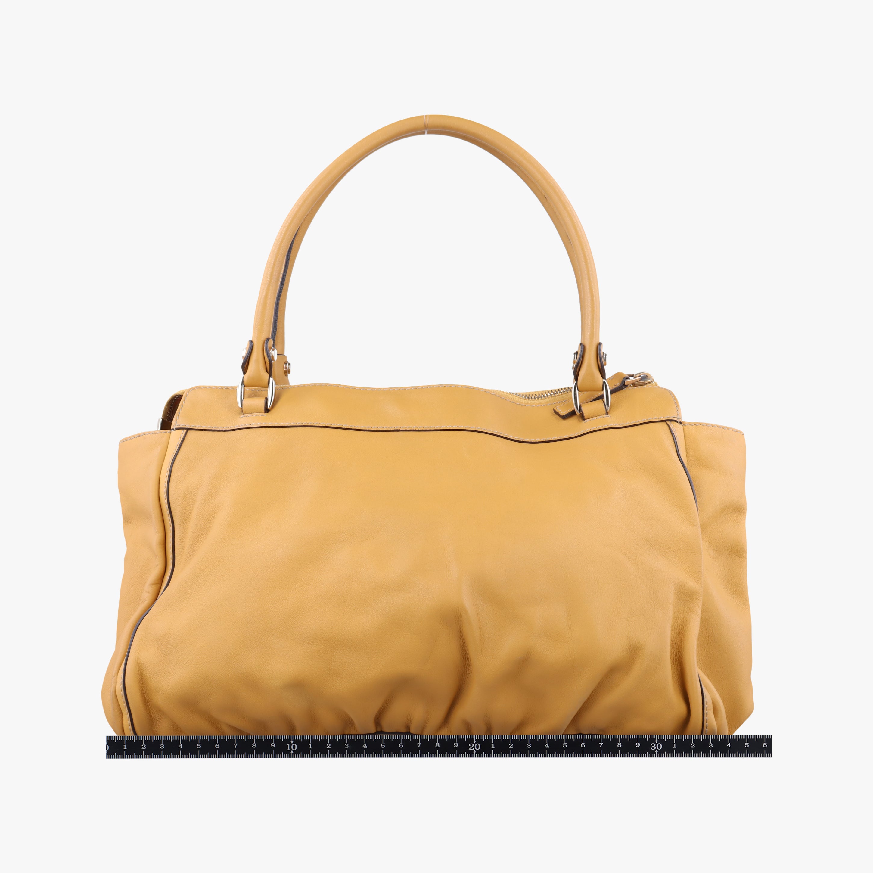 Pre-owned Gucci Abbey Yellow Leather 189831 handbag | stylenewstar