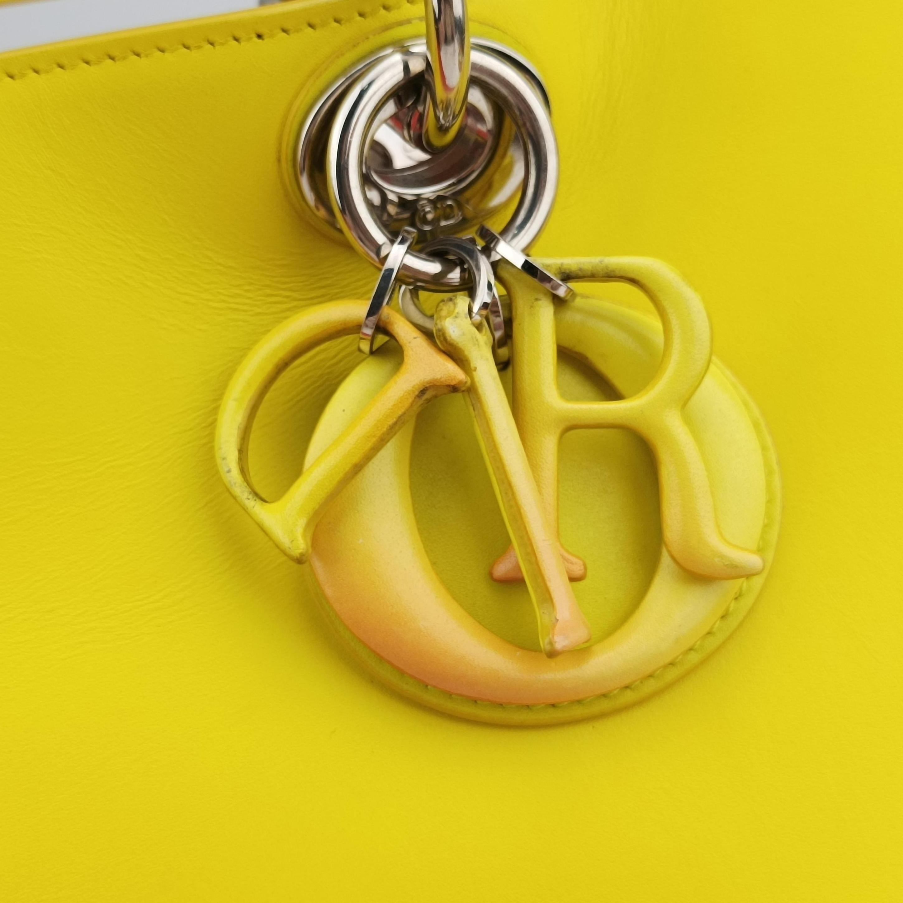 Pre-owned Christian Dior Diorissimo Yellow x Orange leather  shoulderbag | stylenewstar