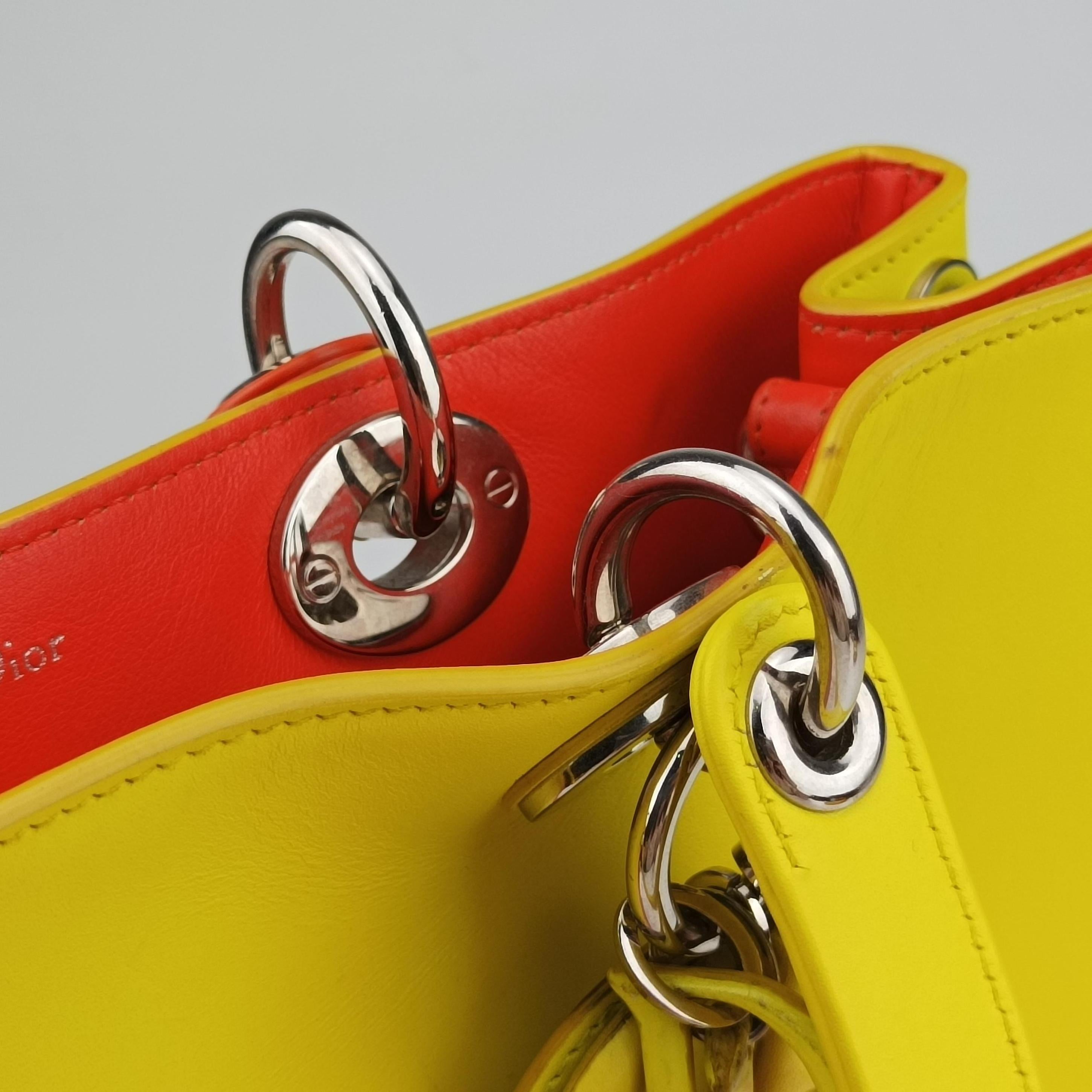 Pre-owned Christian Dior Diorissimo Yellow x Orange leather  shoulderbag | stylenewstar
