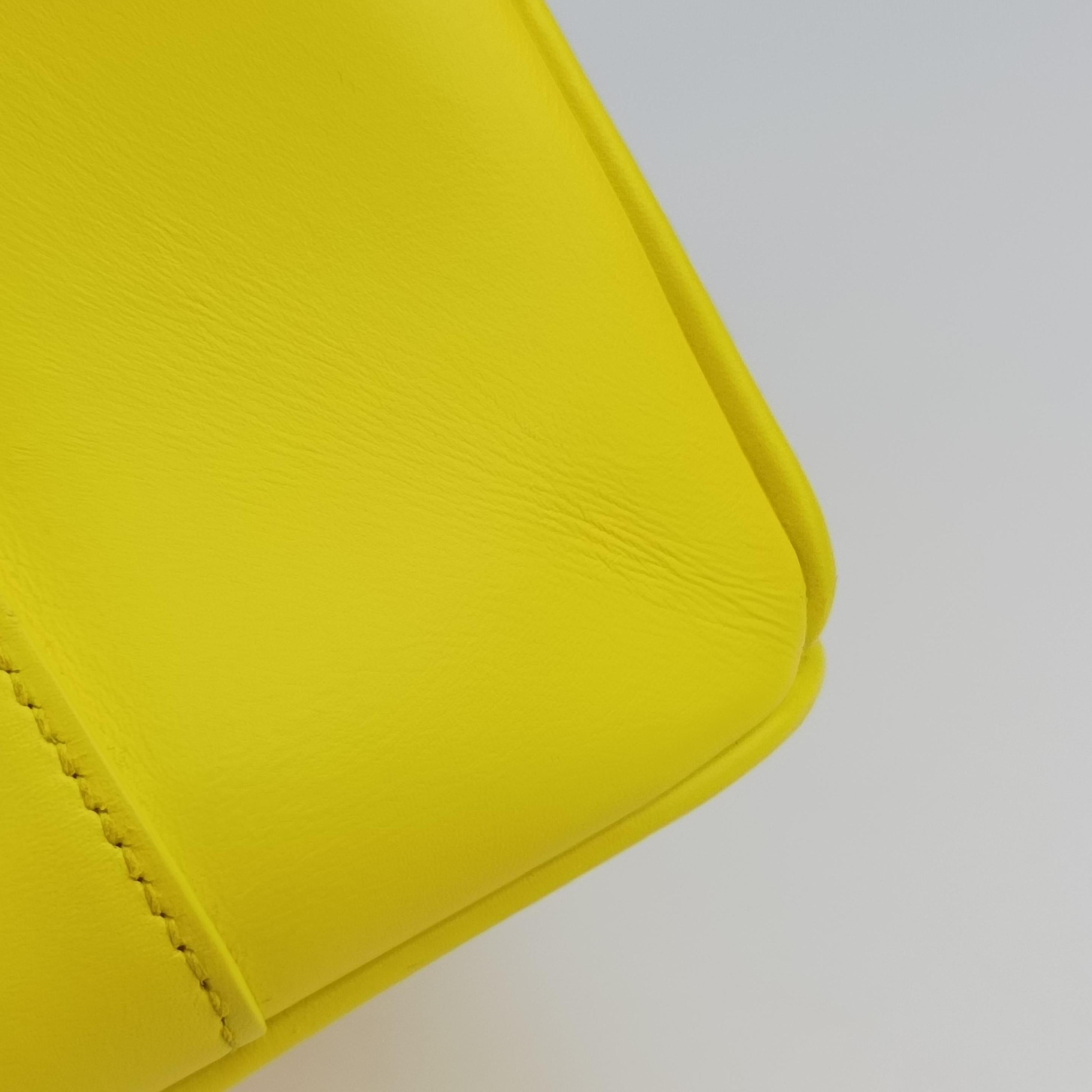 Pre-owned Christian Dior Diorissimo Yellow x Orange leather  shoulderbag | stylenewstar