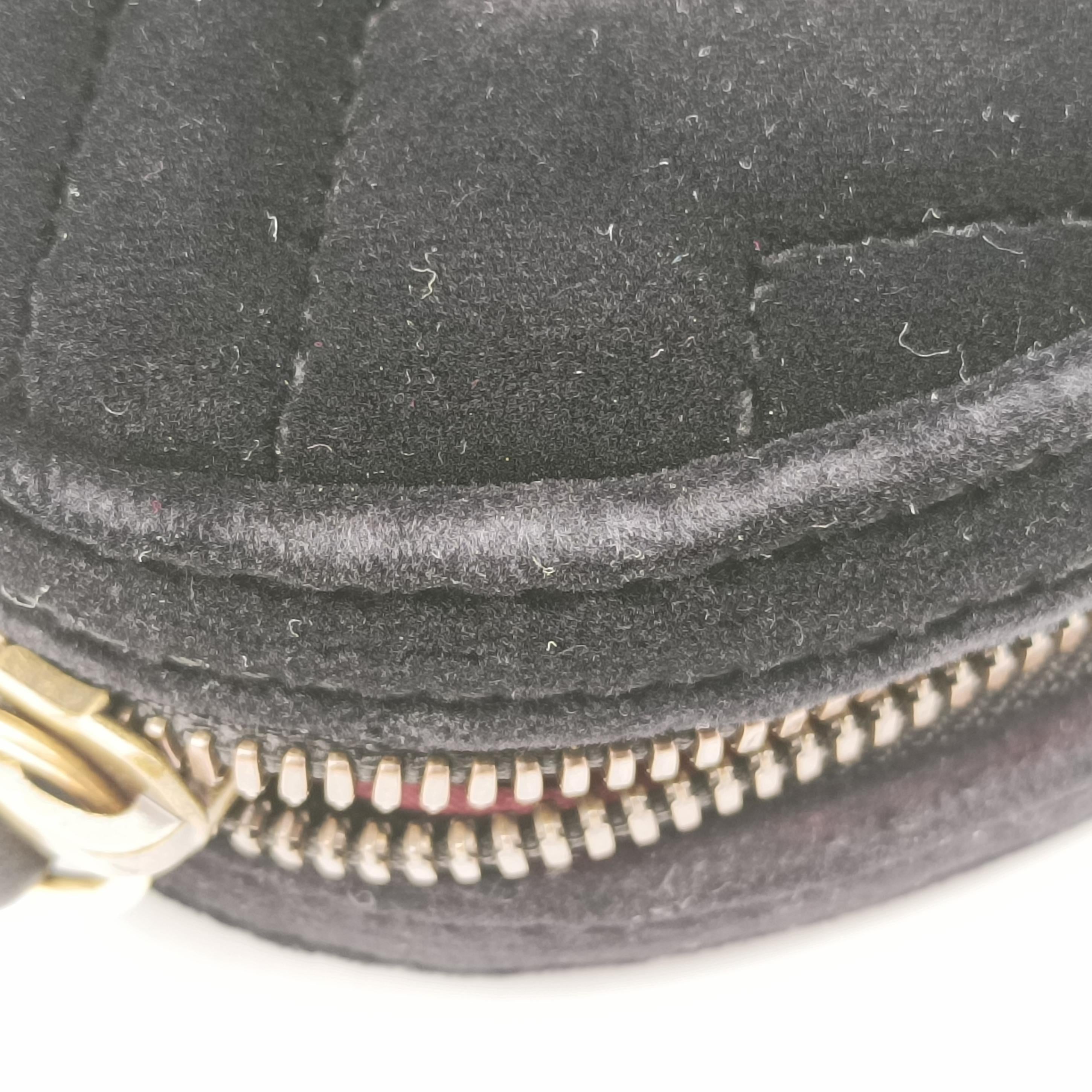 Pre-owned Gucci GG Marmont Black velour 476434 bum bag/waist bag | stylenewstar