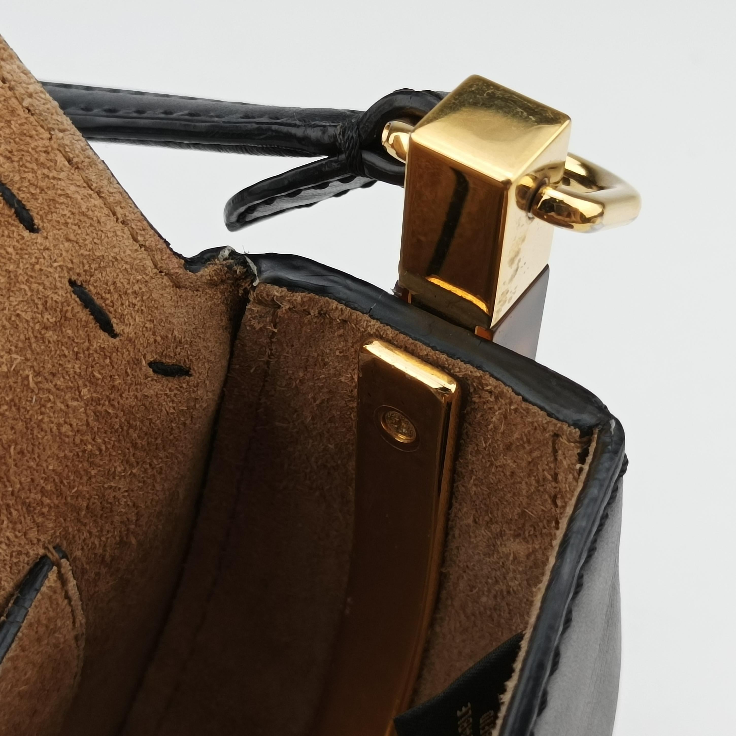 Secondhand Fendi Moonlight Black Leather 8BT346 shoulderbag | stylenewstar