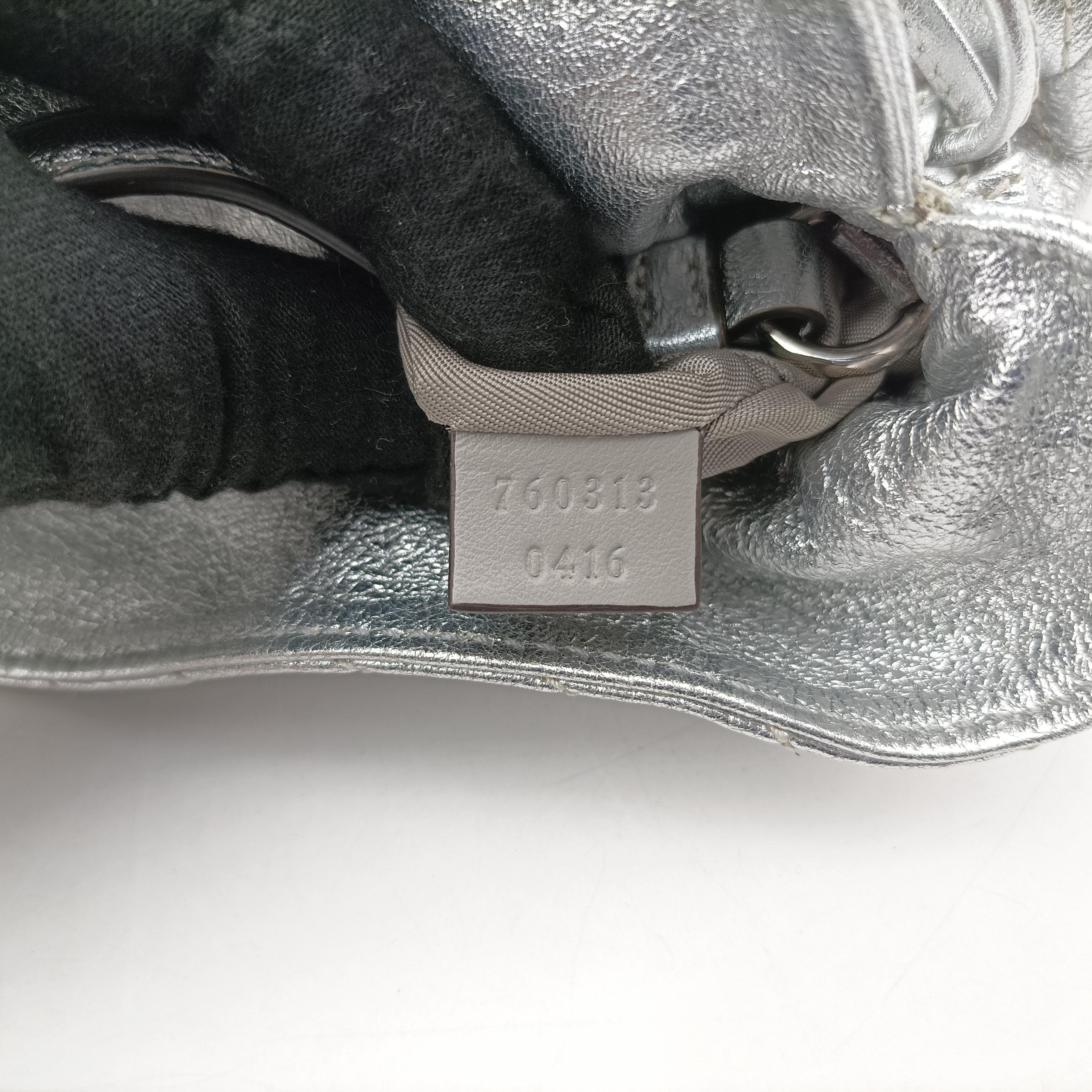 Pre-owned Gucci Blondie Silver Leather 760313 shoulderbag | stylenewstar