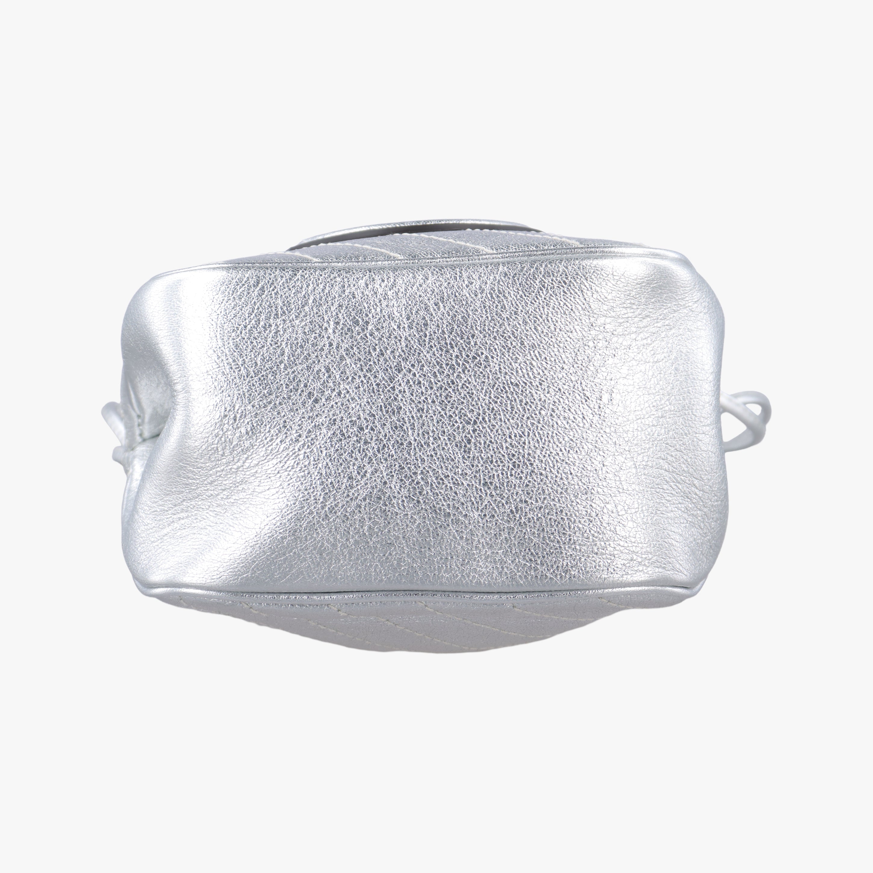 Pre-owned Gucci Blondie Silver Leather 760313 shoulderbag | stylenewstar
