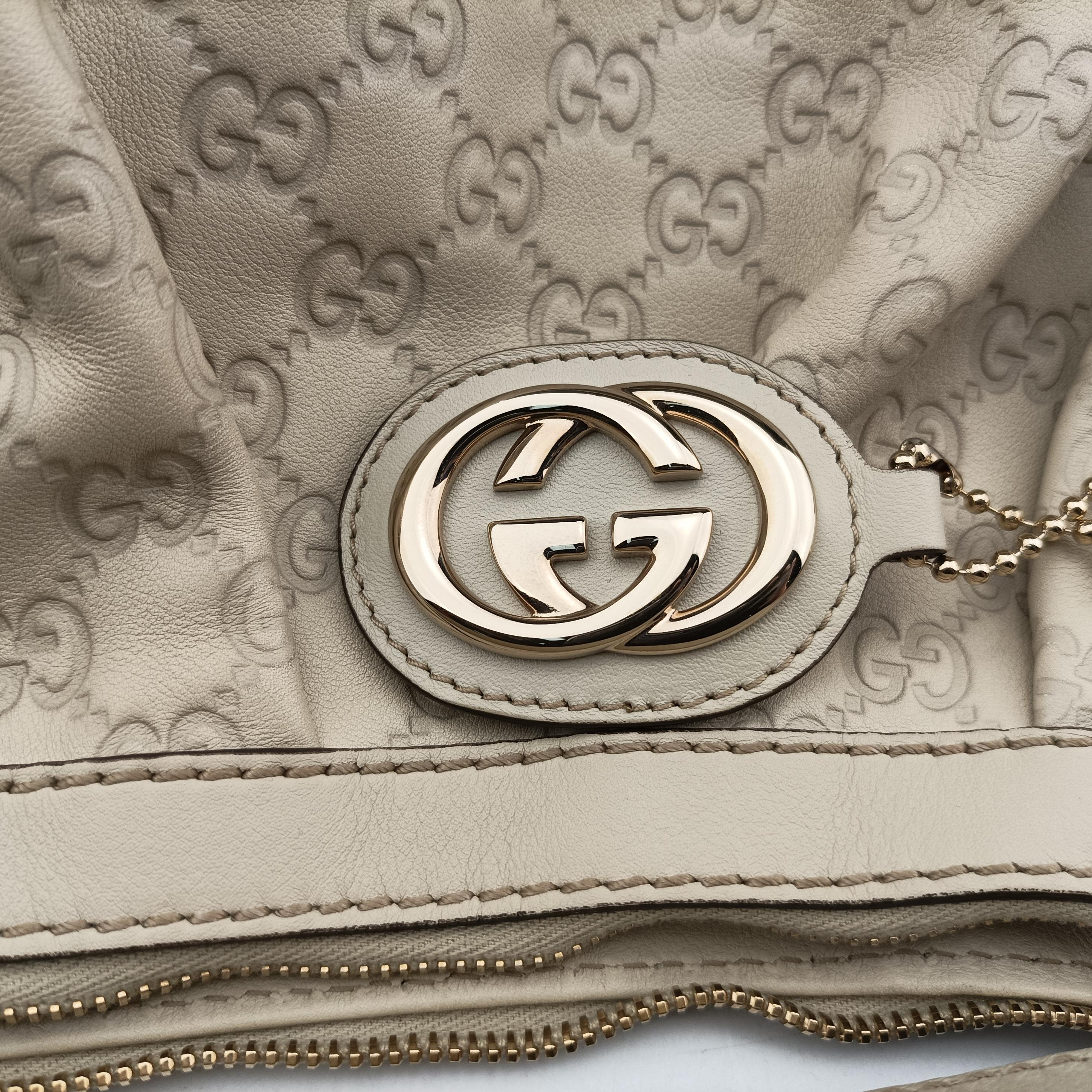Secondhand Gucci Sukey White Leather 232955 shoulderbag | stylenewstar