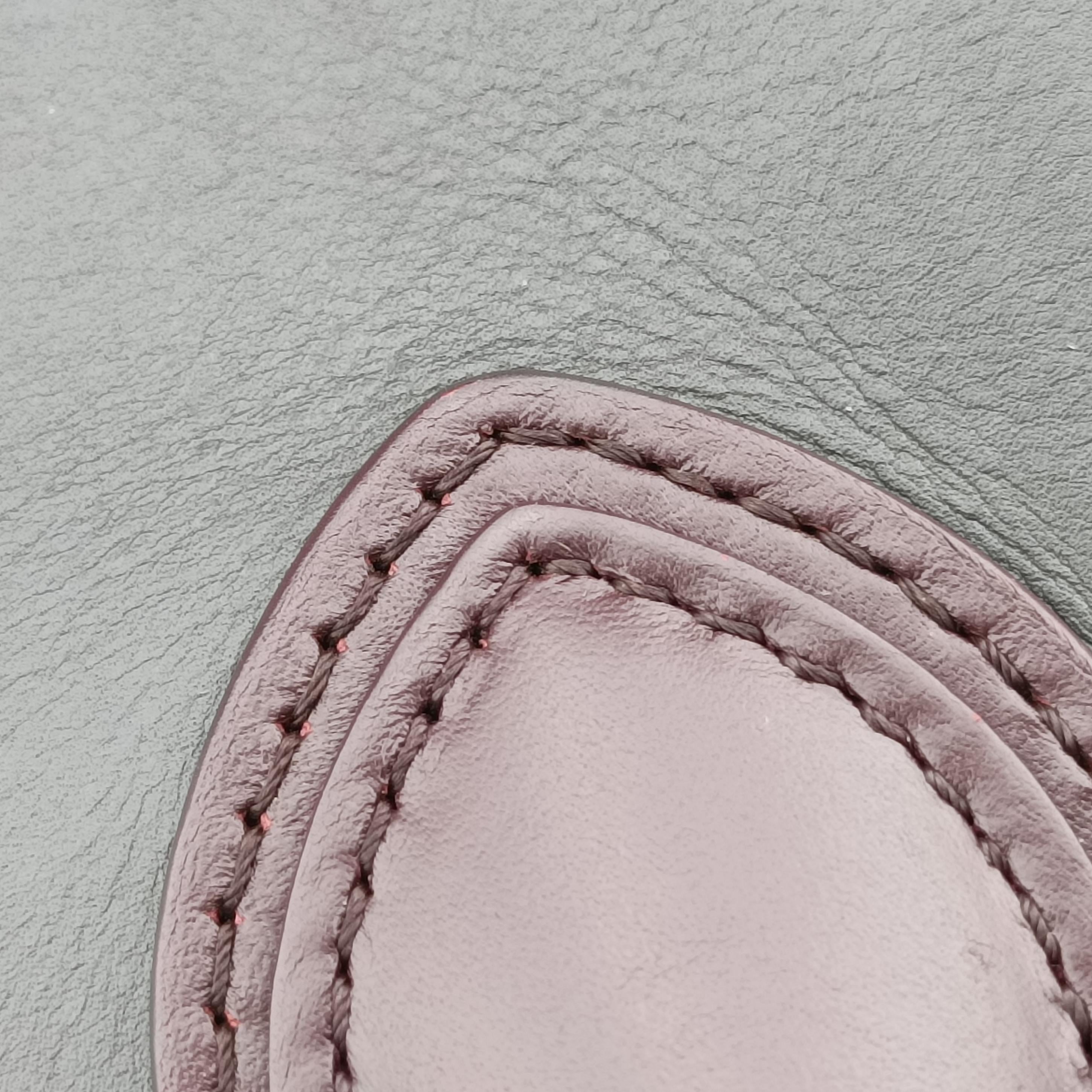 Pre-owned Celine Luggage Micro shopper Green×burgundy×Black Leather×suede  handbag | stylenewstar