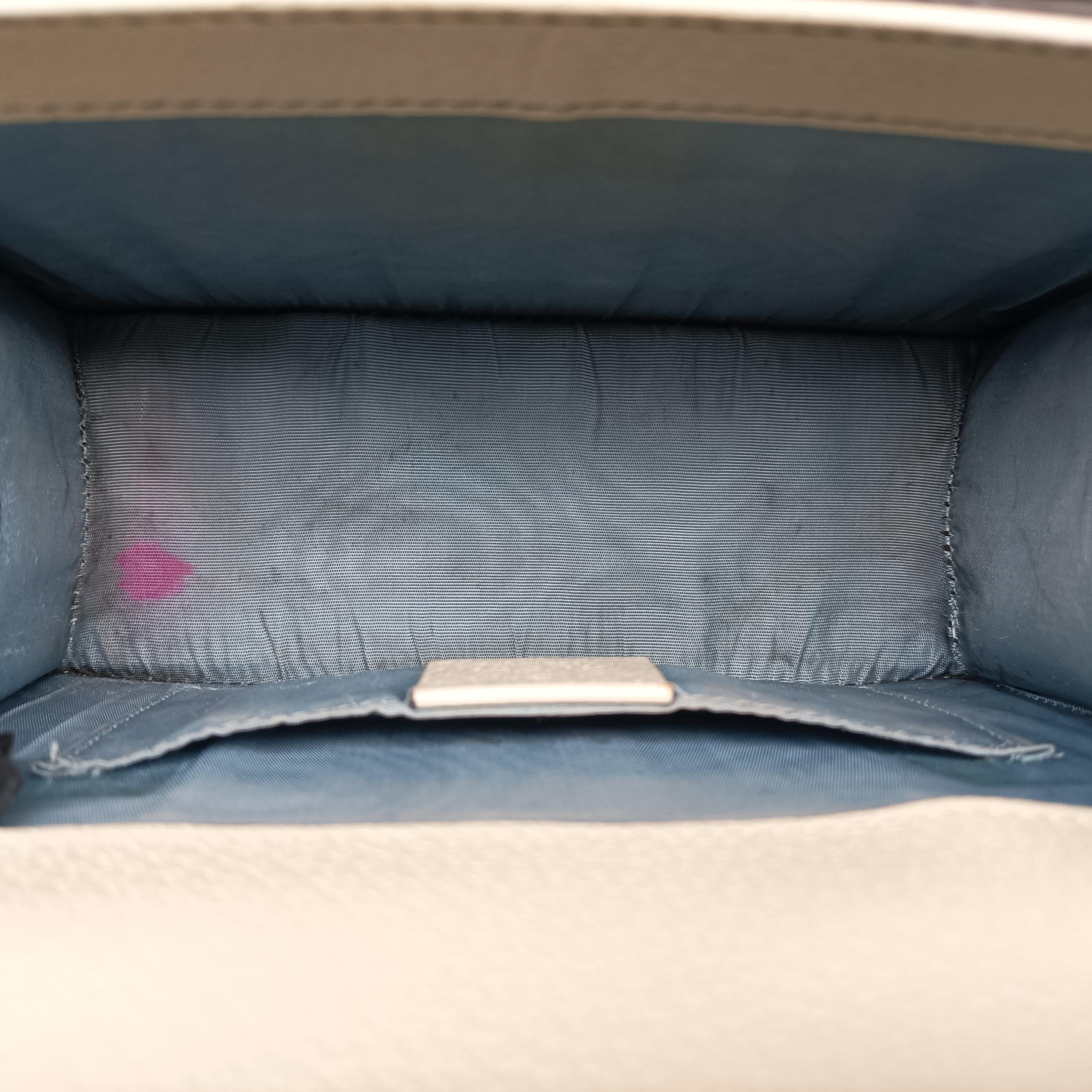 Pre-owned Gucci Sylvie Ivory×navy×red Leather 470270 shoulderbag | stylenewstar