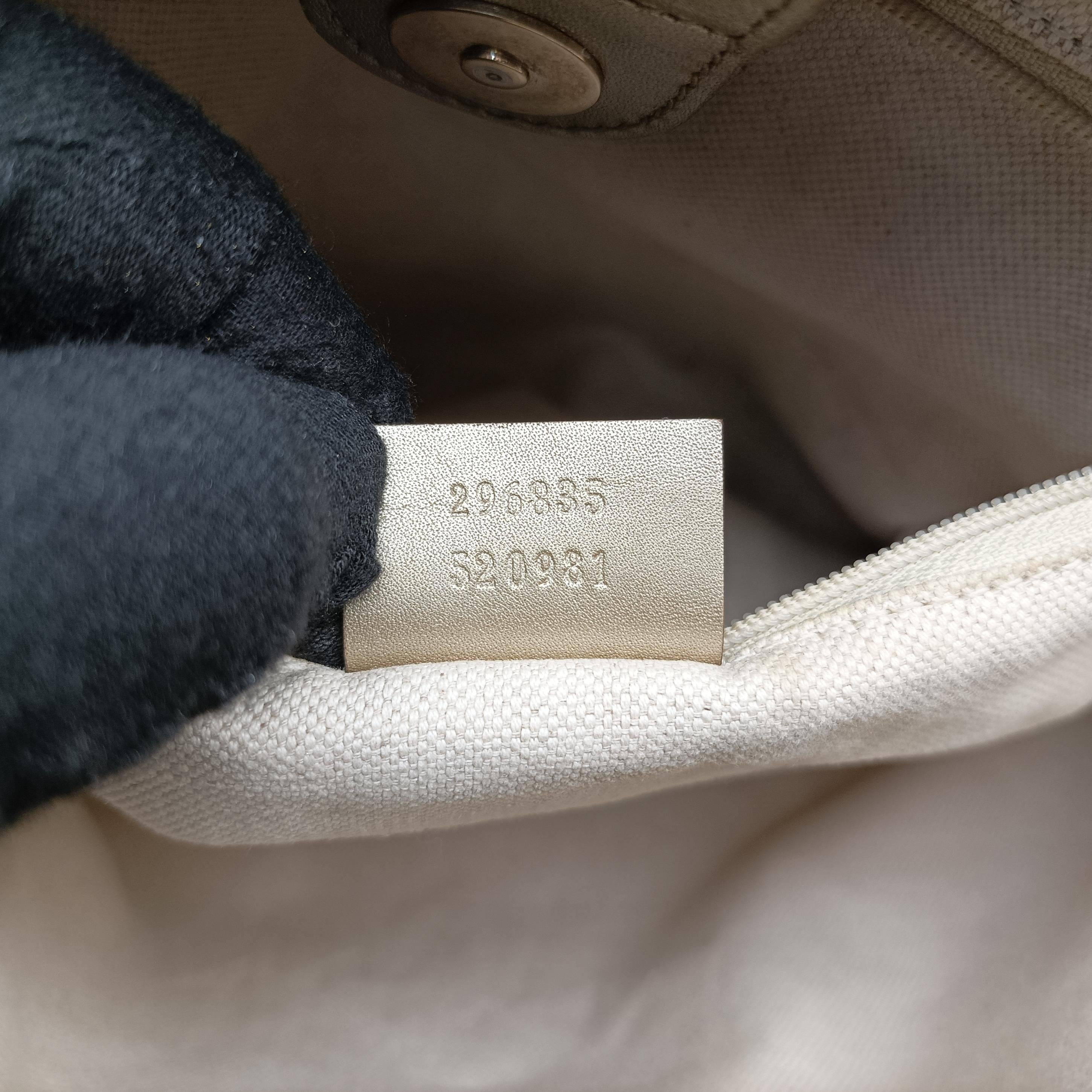 Pre-owned Gucci Sukey Golden Leather 296835 handbag | stylenewstar