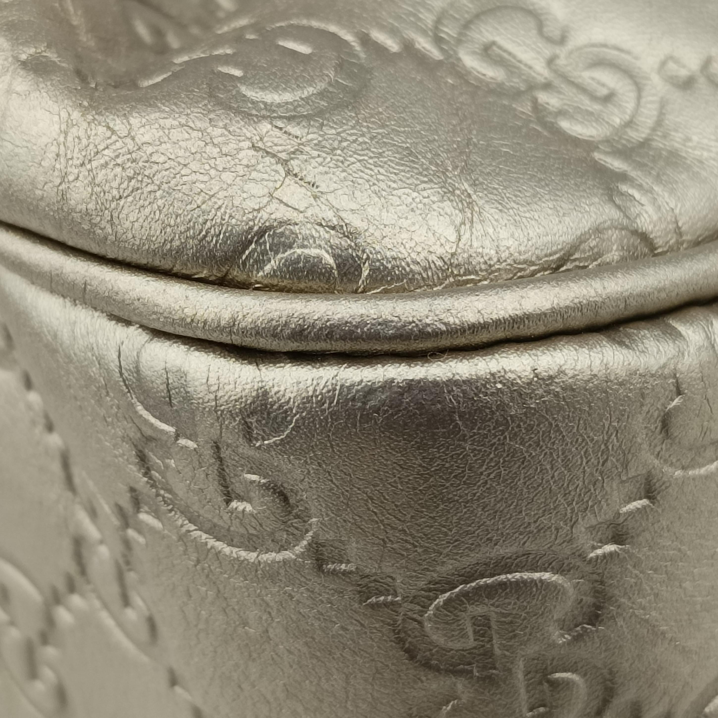 Pre-owned Gucci Sukey Golden Leather 296835 handbag | stylenewstar