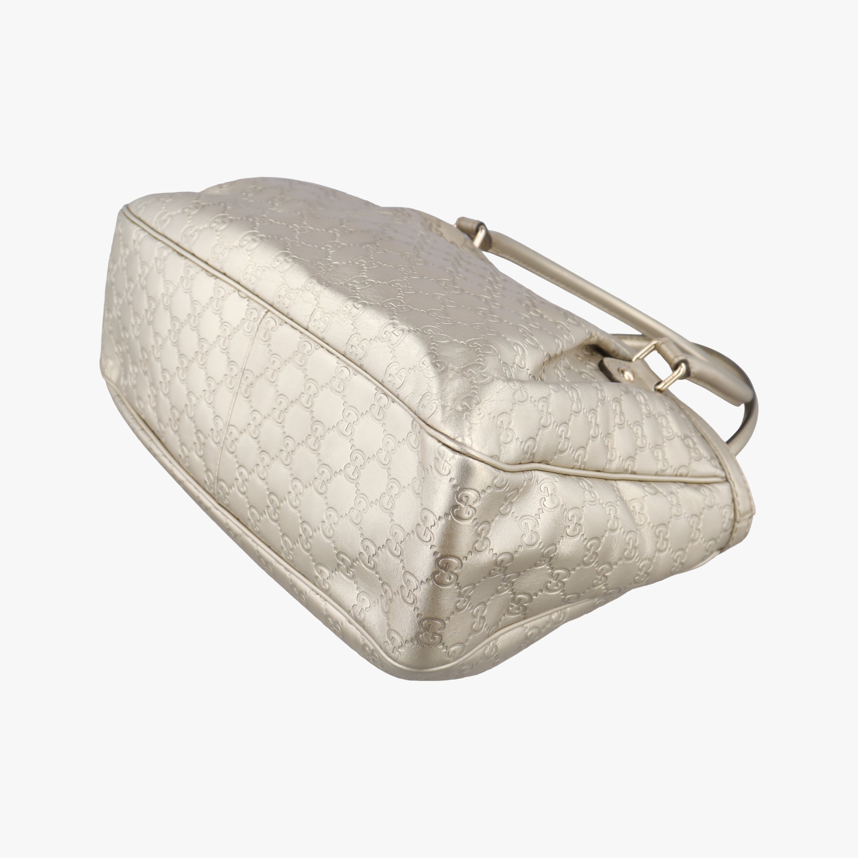 Pre-owned Gucci Sukey Golden Leather 296835 handbag | stylenewstar