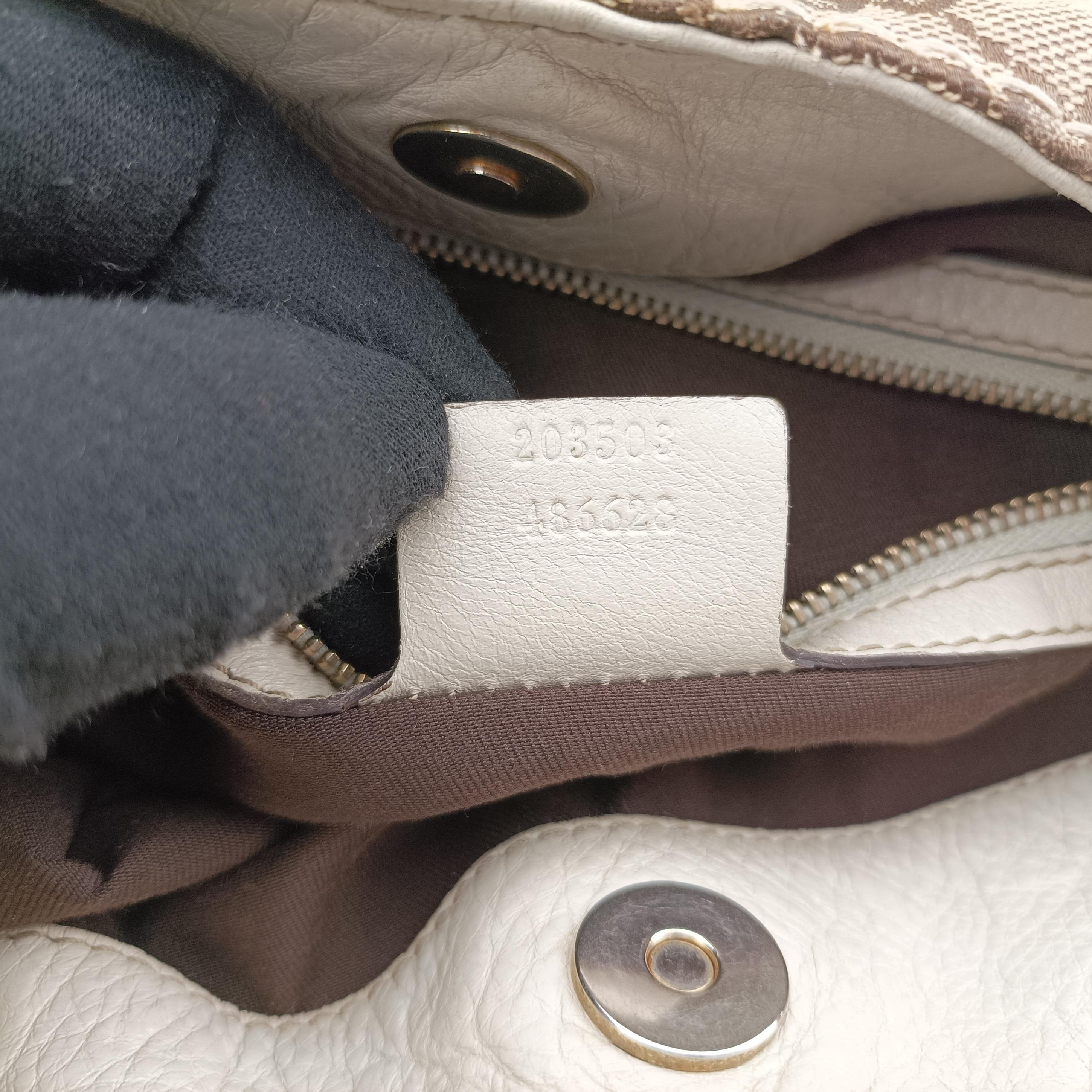 Pre-owned Gucci Charlotte WhitexBeide canvas×leather 203503 shoulderbag | stylenewstar